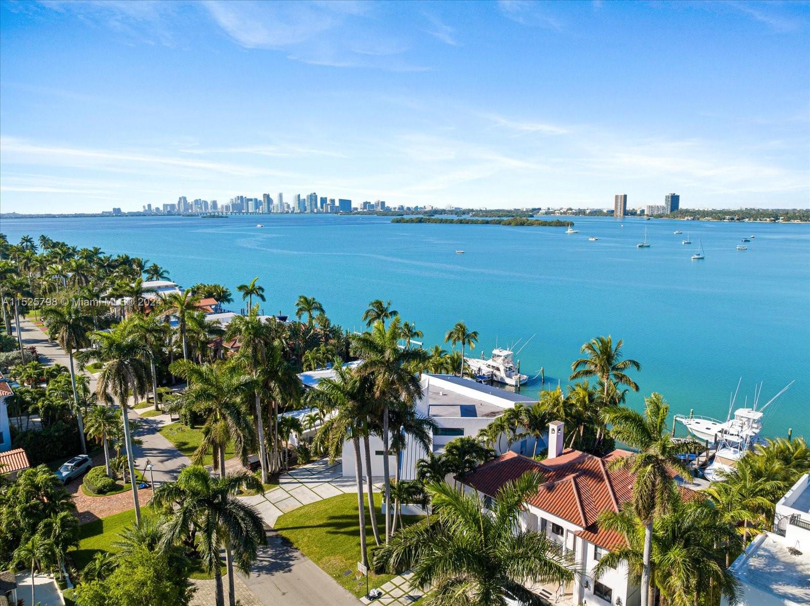 7720 Miami View Dr