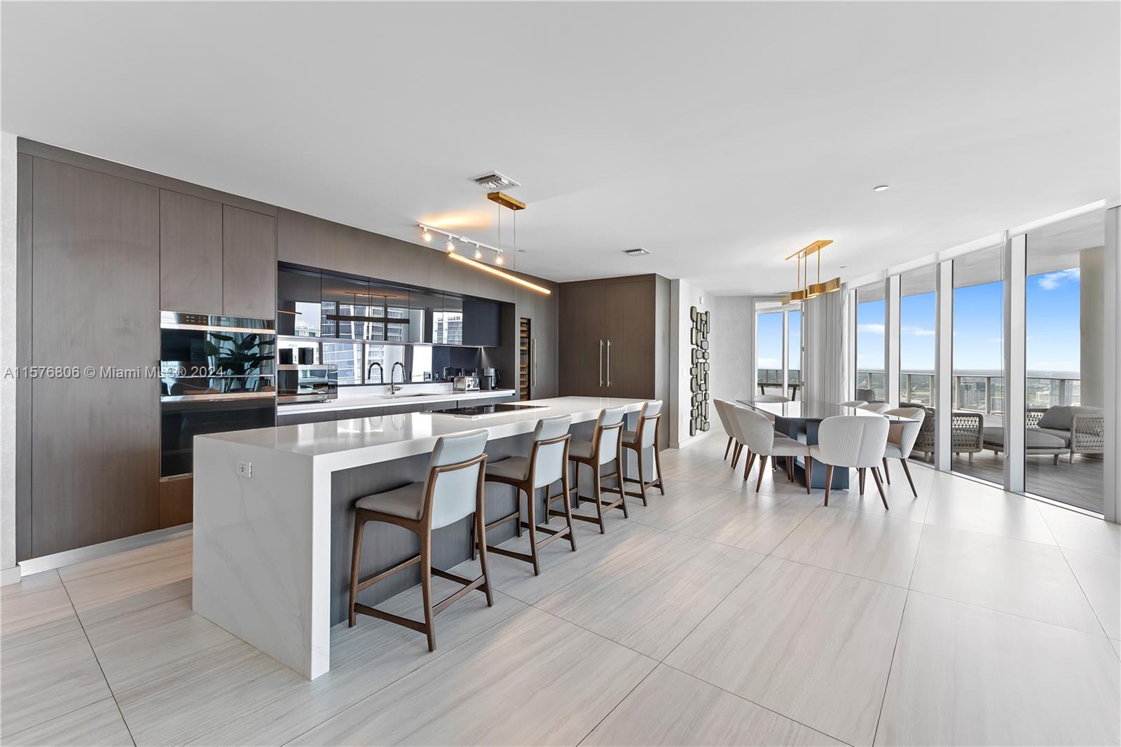 851 NE 1st Ave # 5201