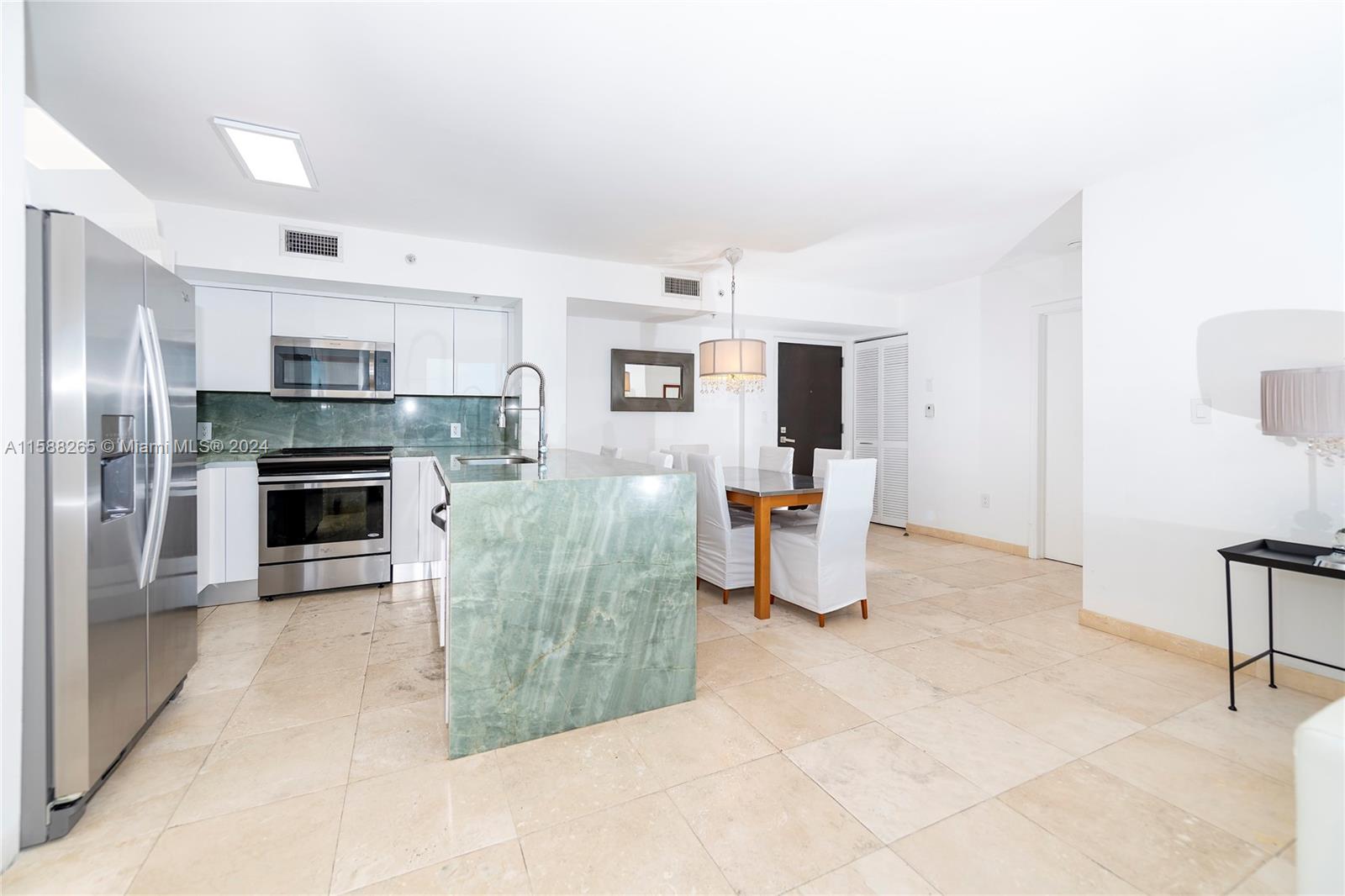 90 Alton Rd # 2304