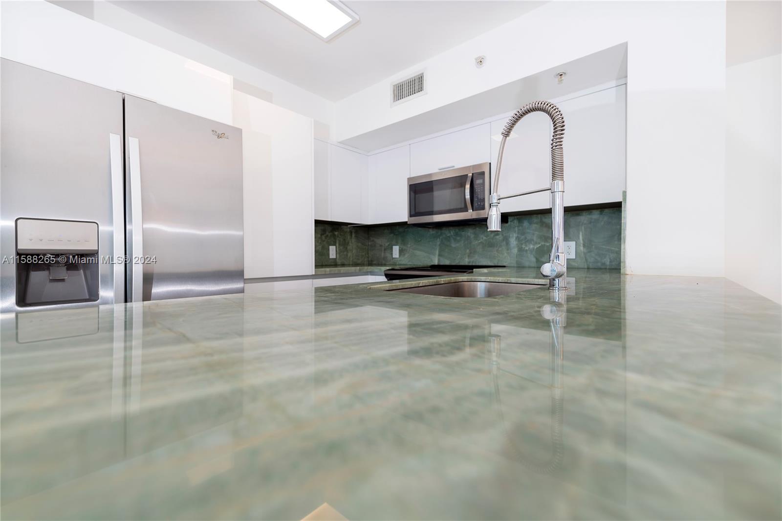 90 Alton Rd # 2304