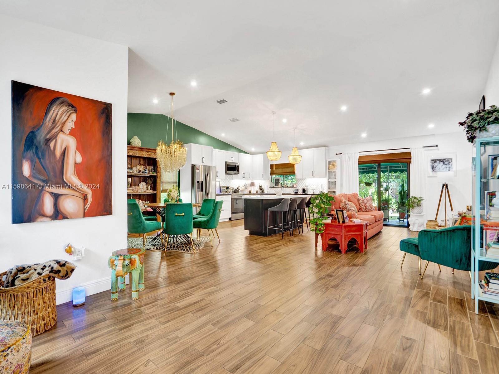 1207 Red Rd