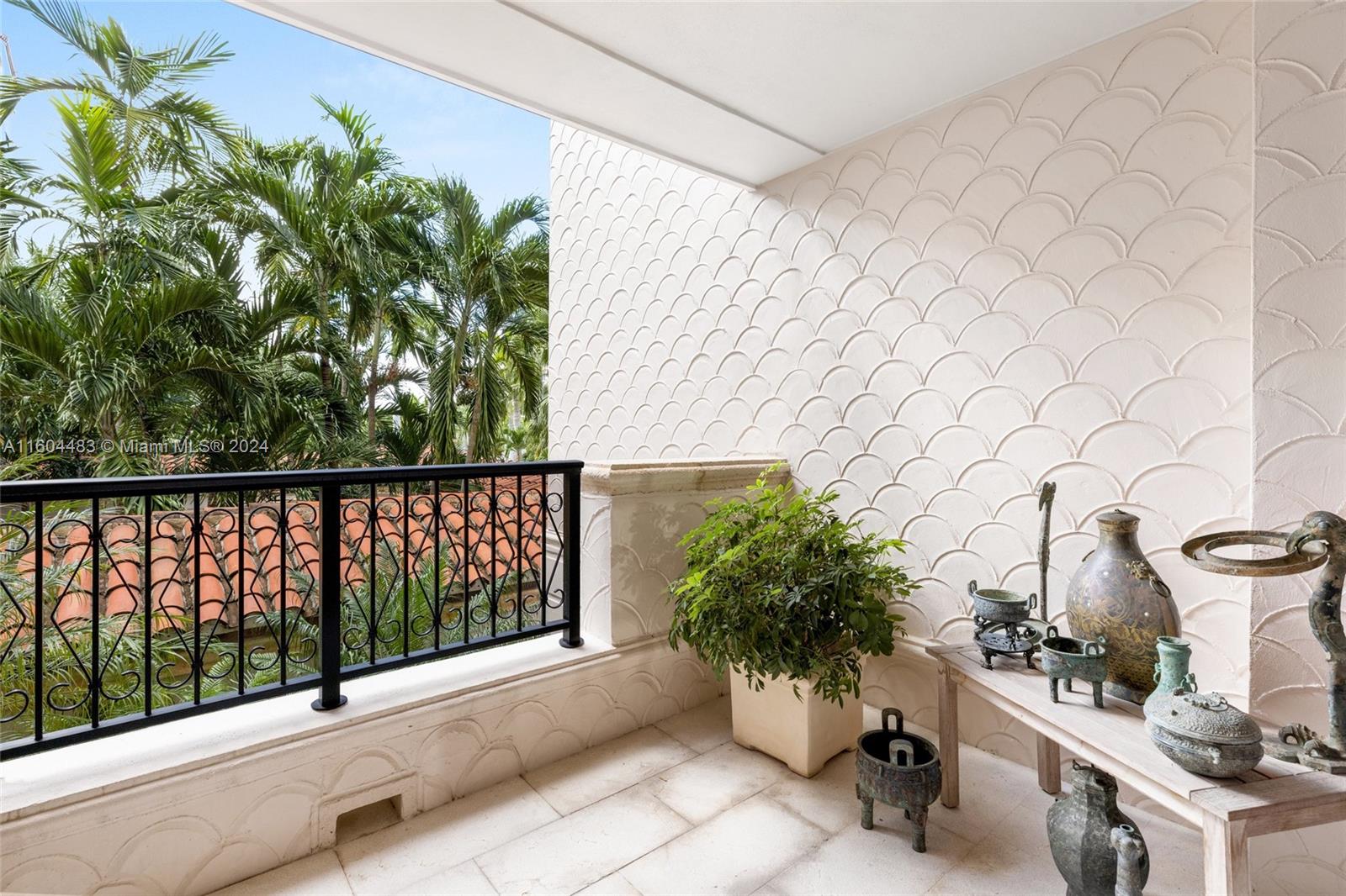 7412 Fisher Island Dr # 7412