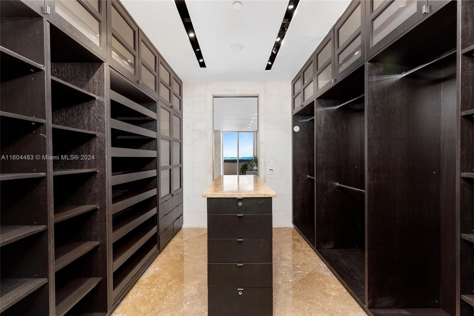 7412 Fisher Island Dr # 7412