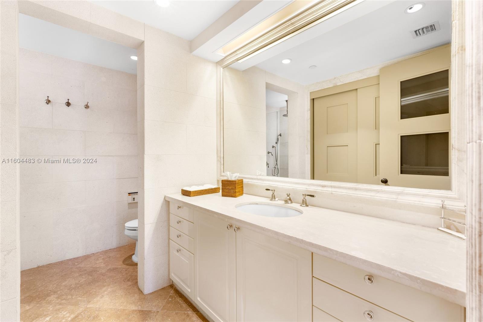 7412 Fisher Island Dr # 7412