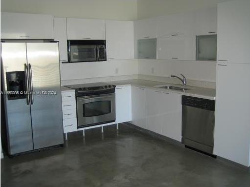 234 NE 3rd St # 505