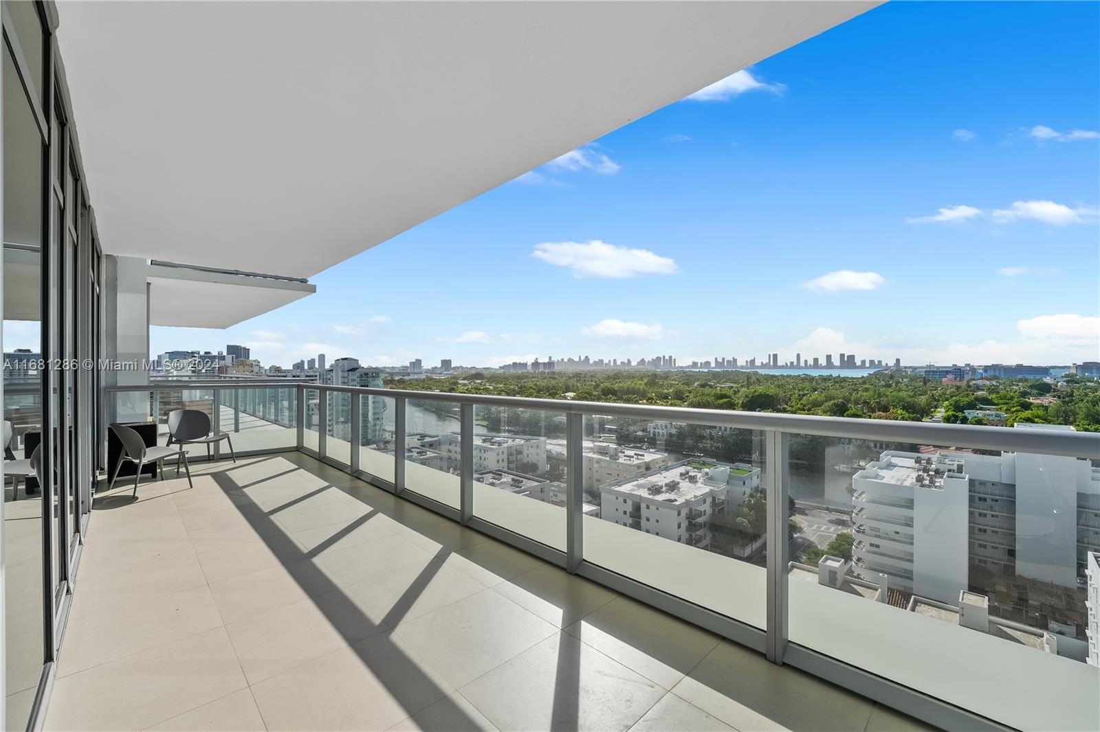 3737 Collins Ave # 1404 Unit: S-1404