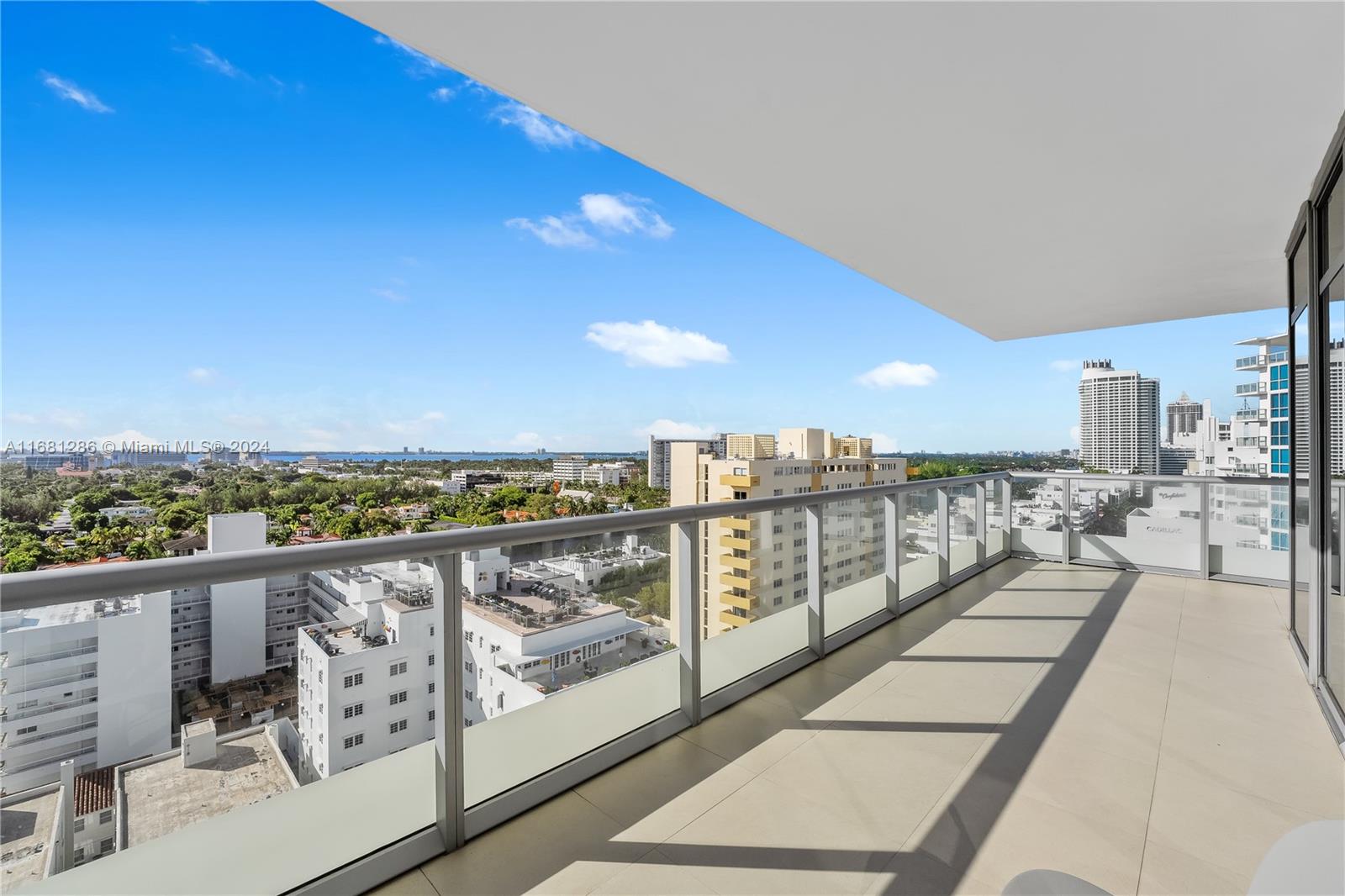 3737 Collins Ave # 1404 Unit: S-1404