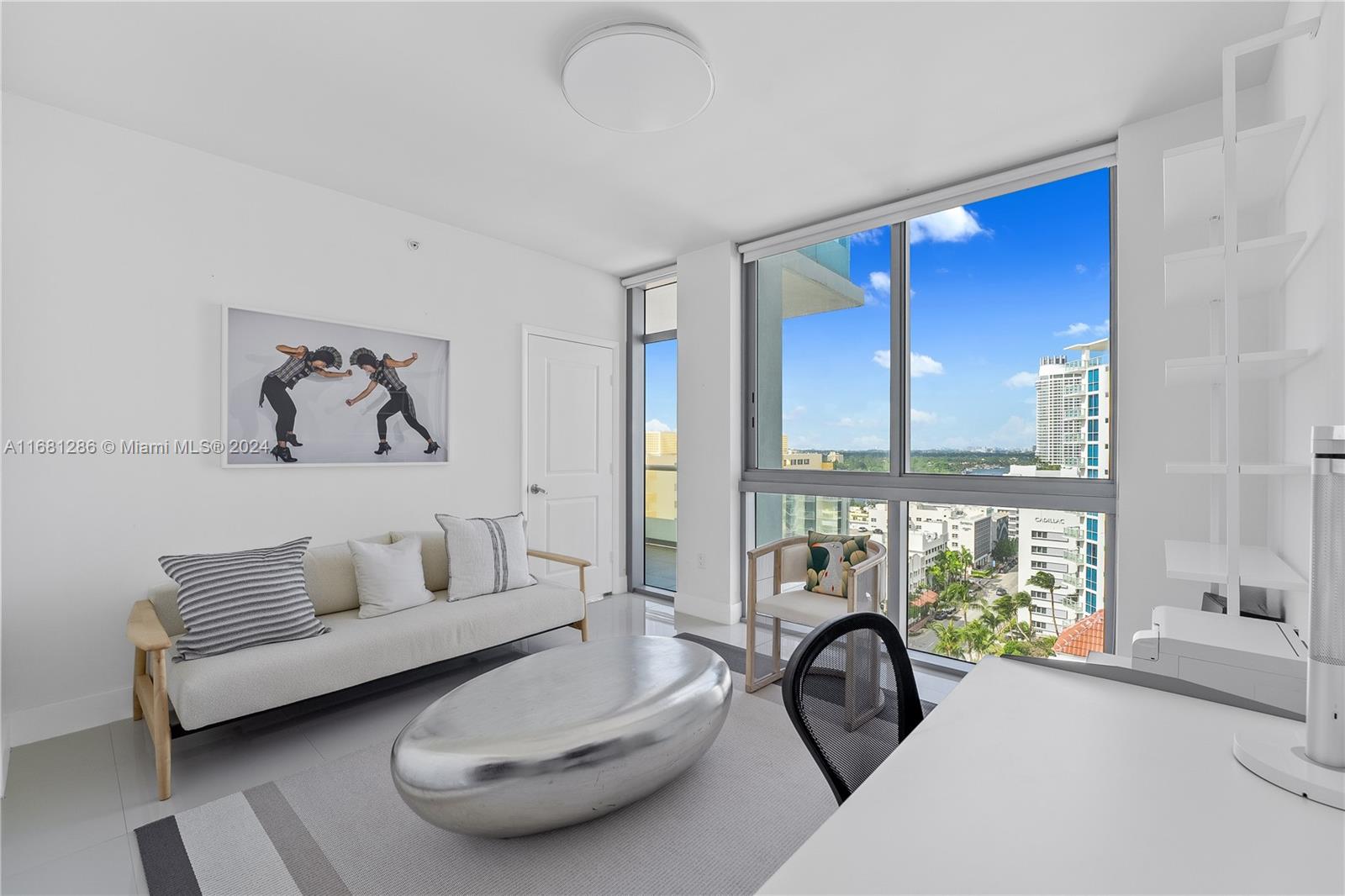 3737 Collins Ave # 1404 Unit: S-1404