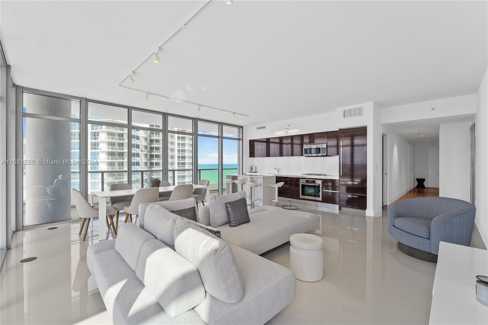 3737 Collins Ave # 1404 Unit: S-1404