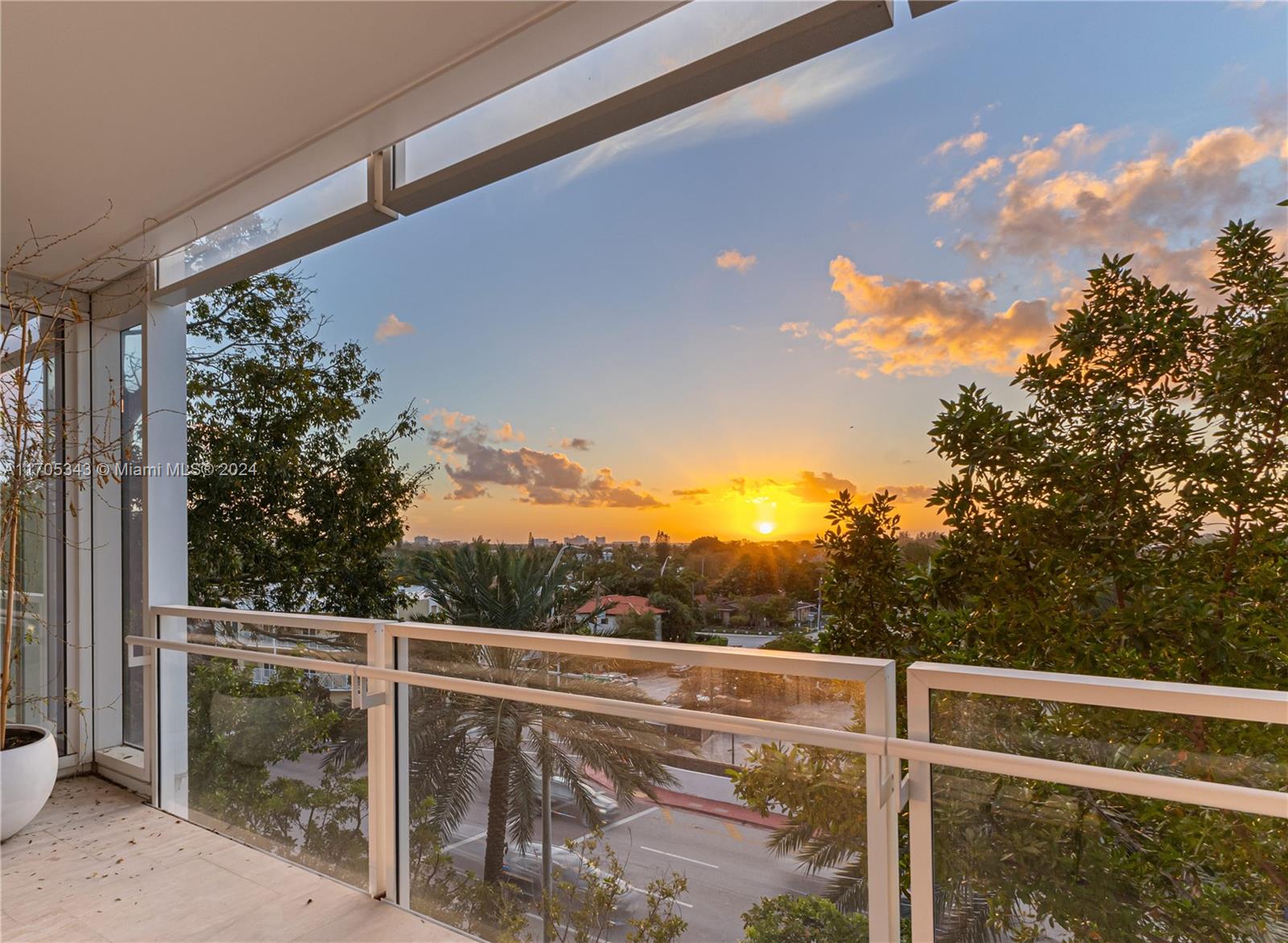 9001 Collins Ave # 402 Unit: S-402