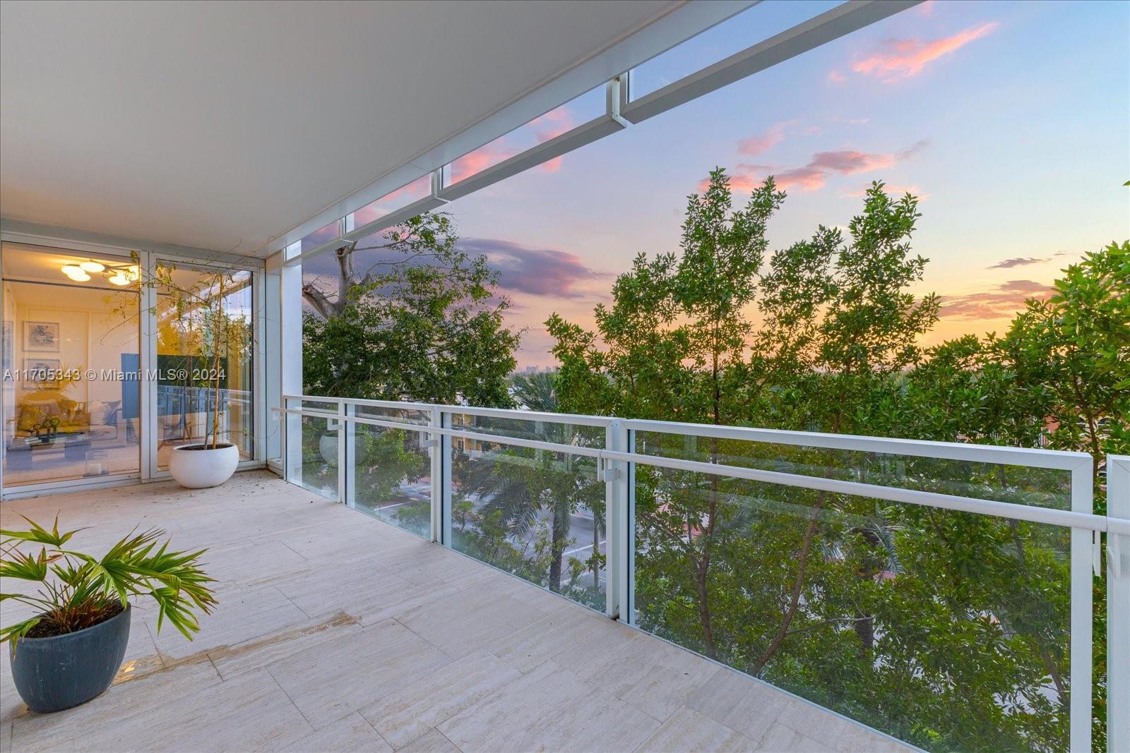9001 Collins Ave # 402 Unit: S-402