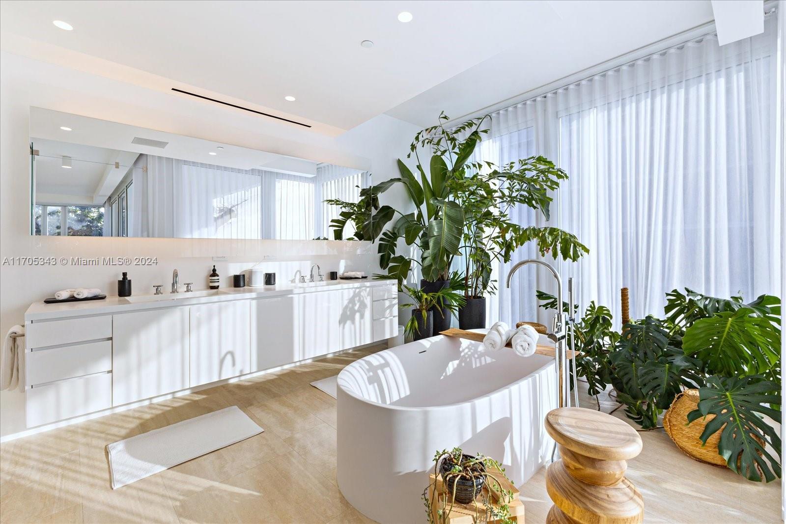 9001 Collins Ave # 402 Unit: S-402