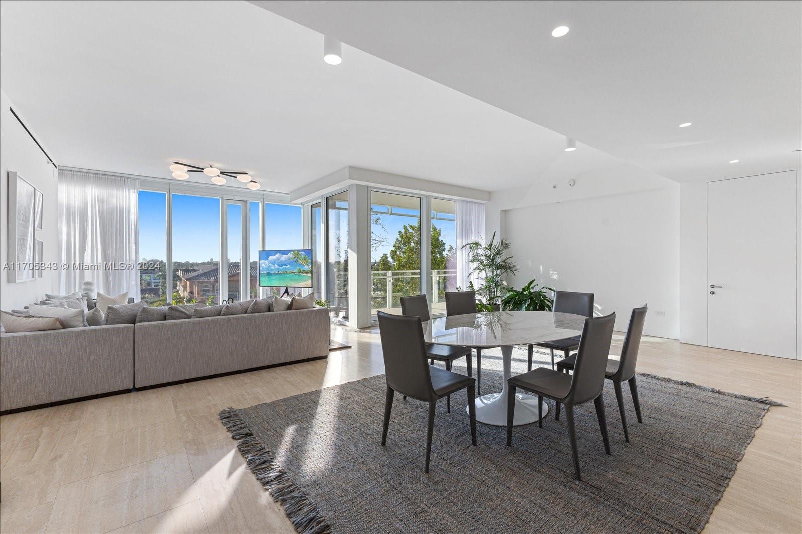 9001 Collins Ave # 402 Unit: S-402