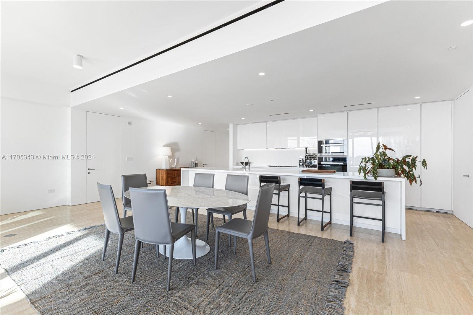 9001 Collins Ave # 402 Unit: S-402