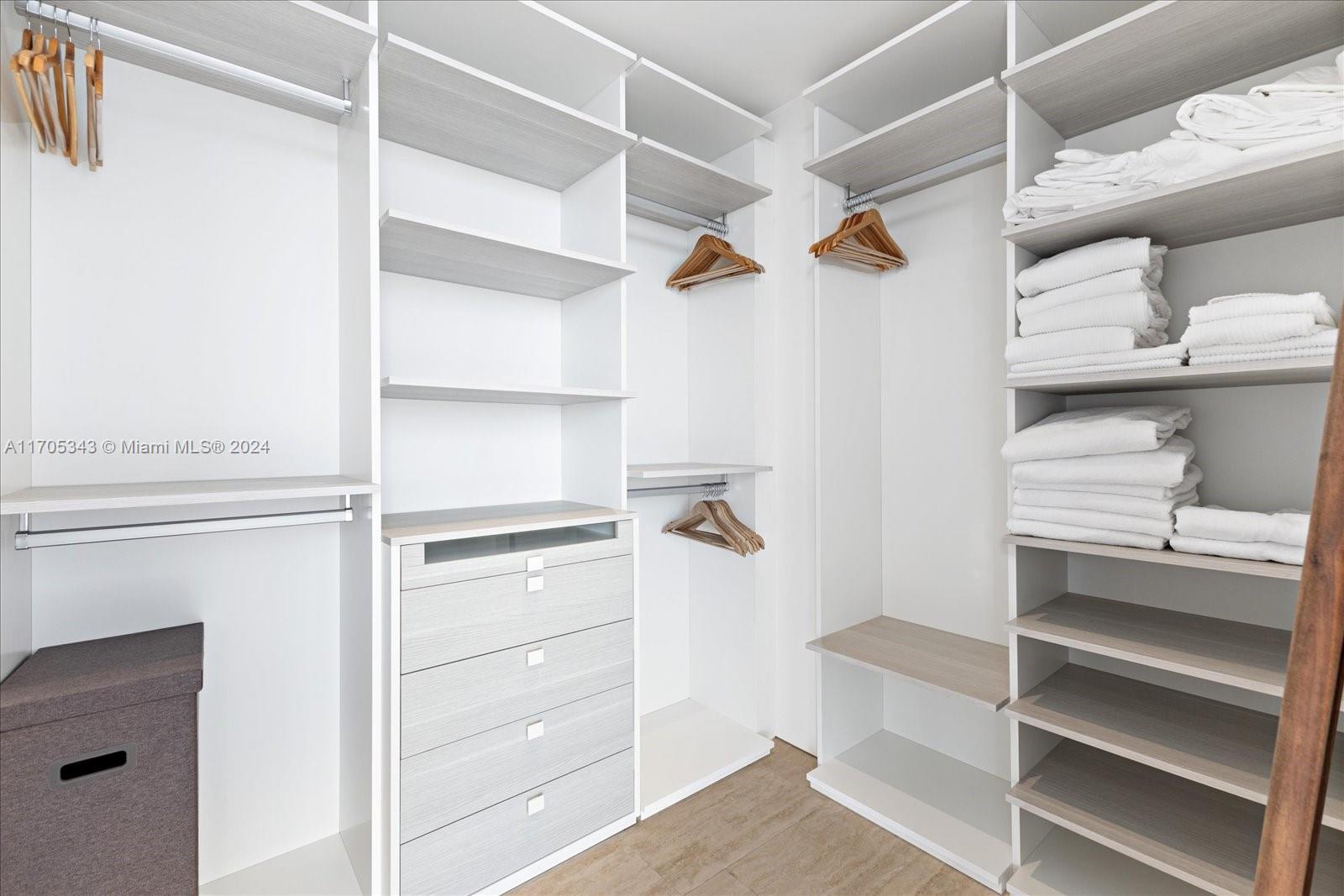 9001 Collins Ave # 402 Unit: S-402