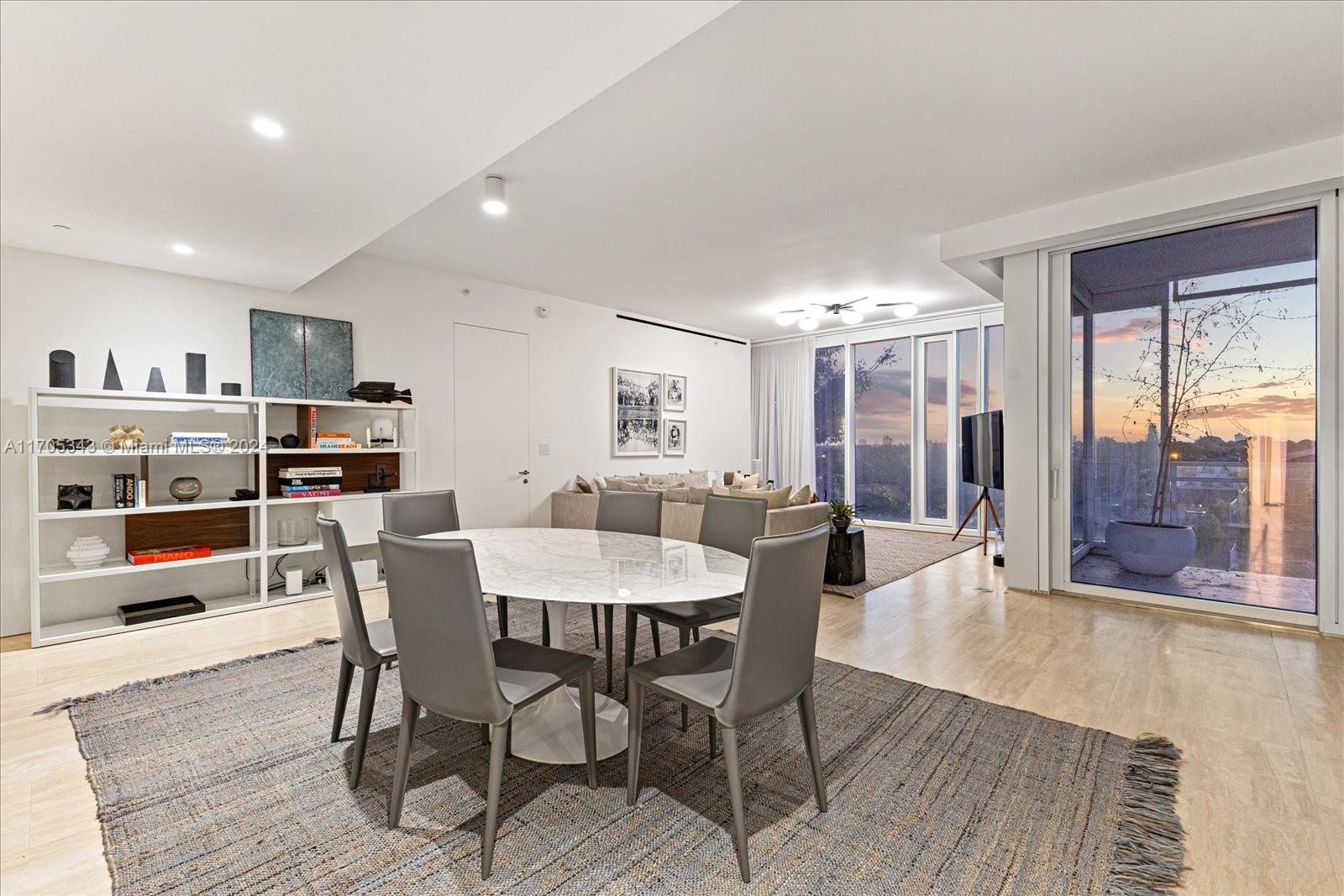 9001 Collins Ave # 402 Unit: S-402