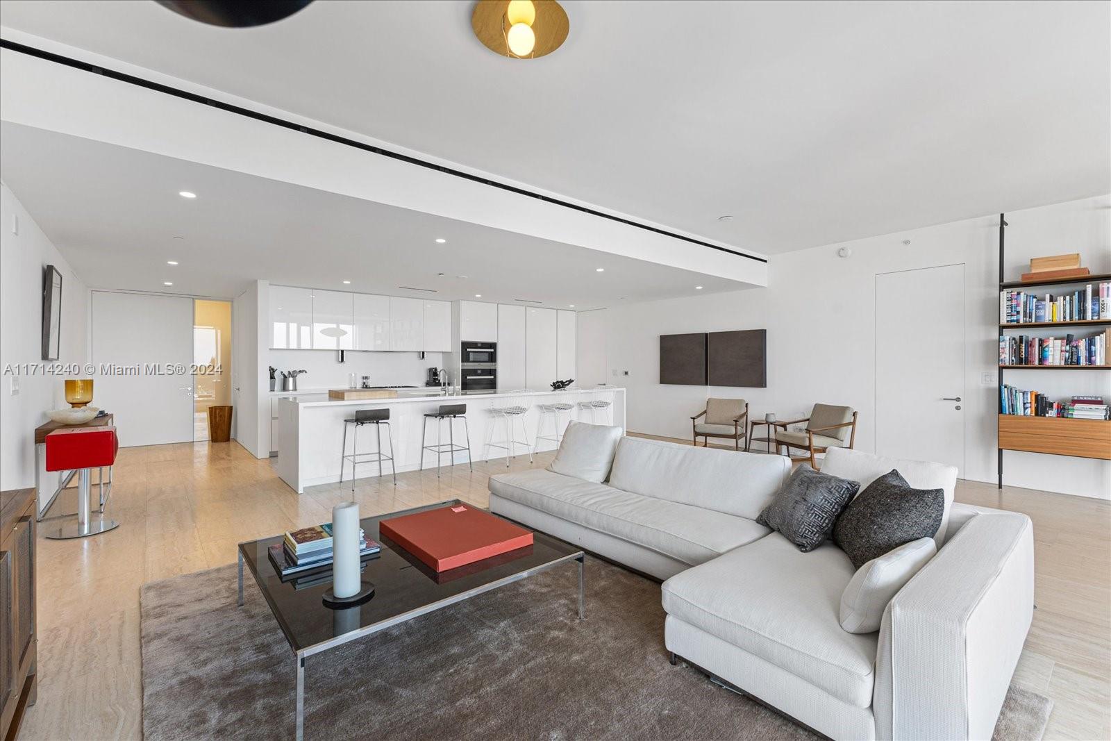 9001 Collins Ave # 502 Unit: S-502