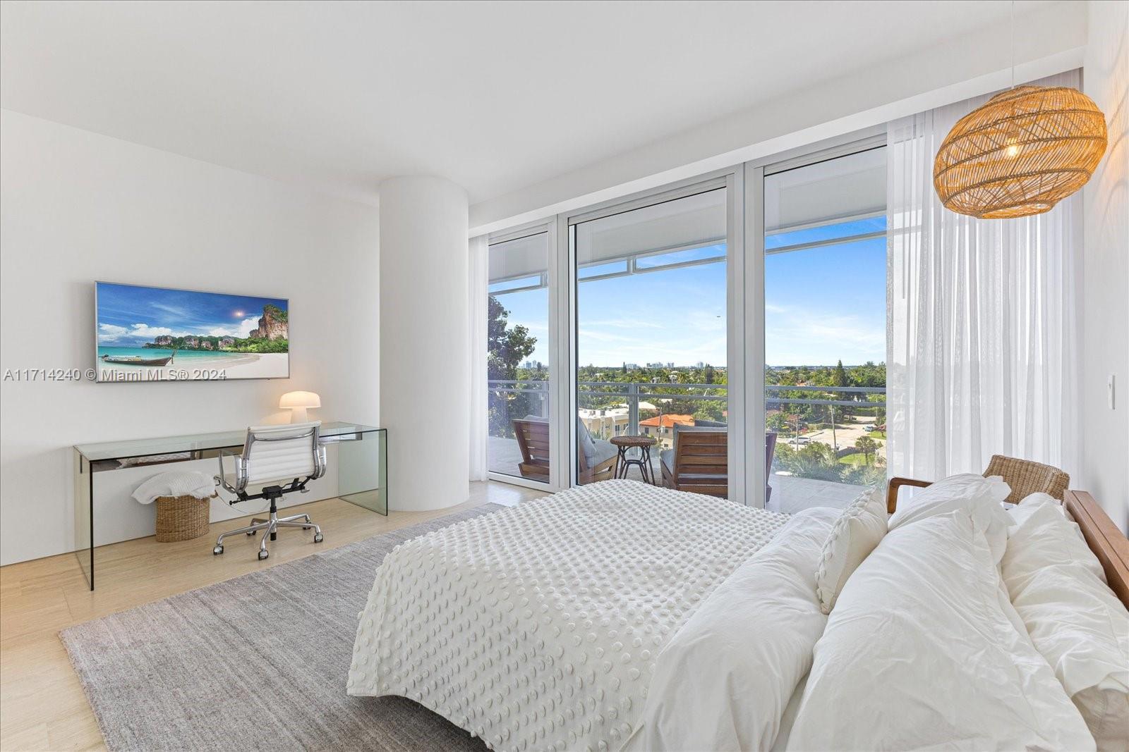 9001 Collins Ave # 502 Unit: S-502