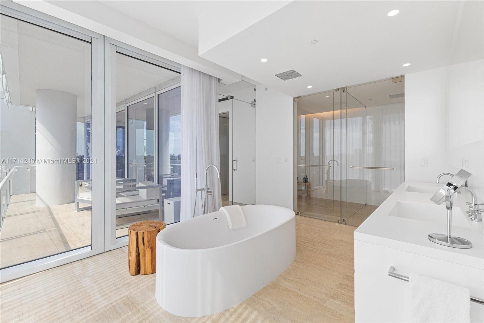 9001 Collins Ave # 502 Unit: S-502