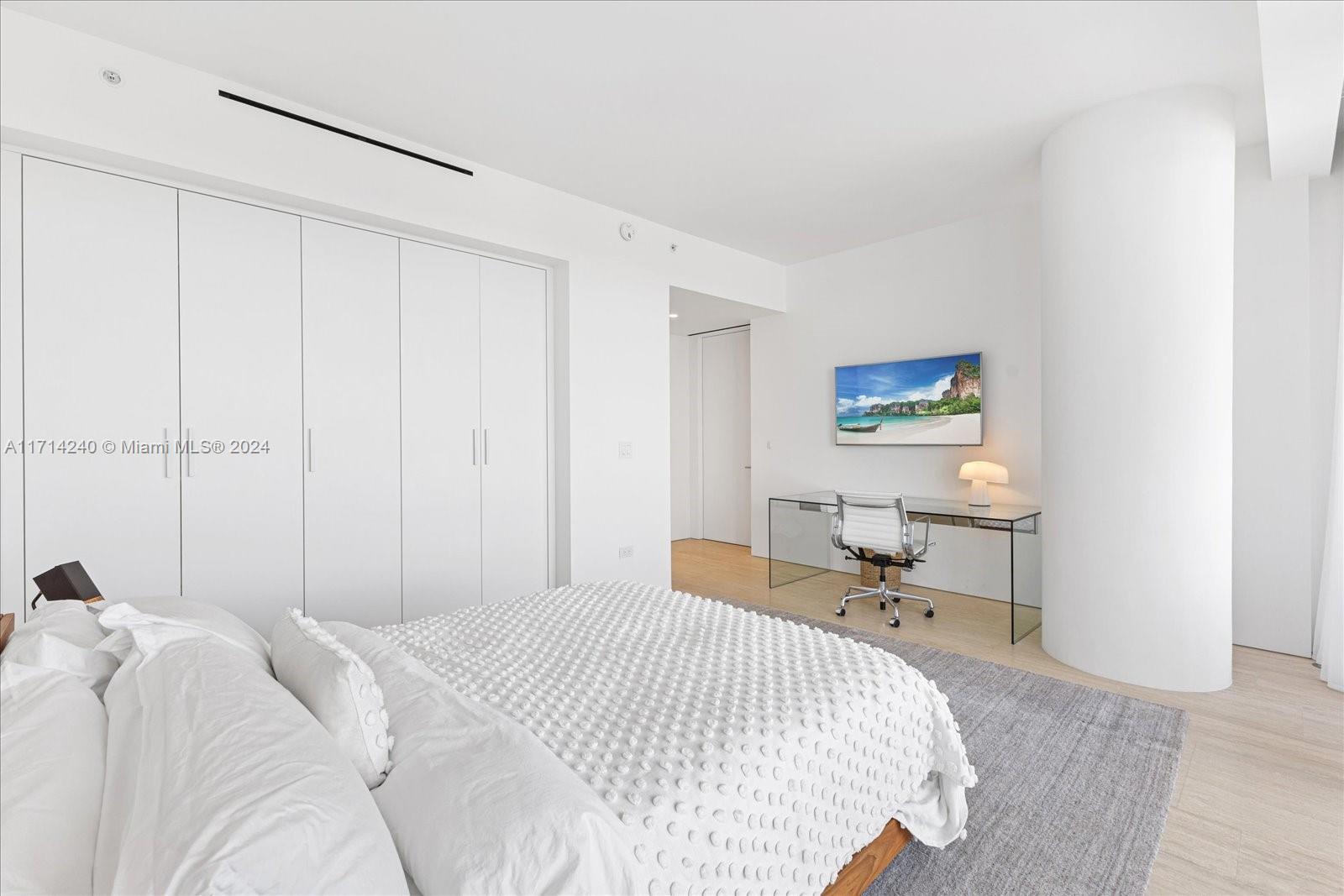 9001 Collins Ave # 502 Unit: S-502