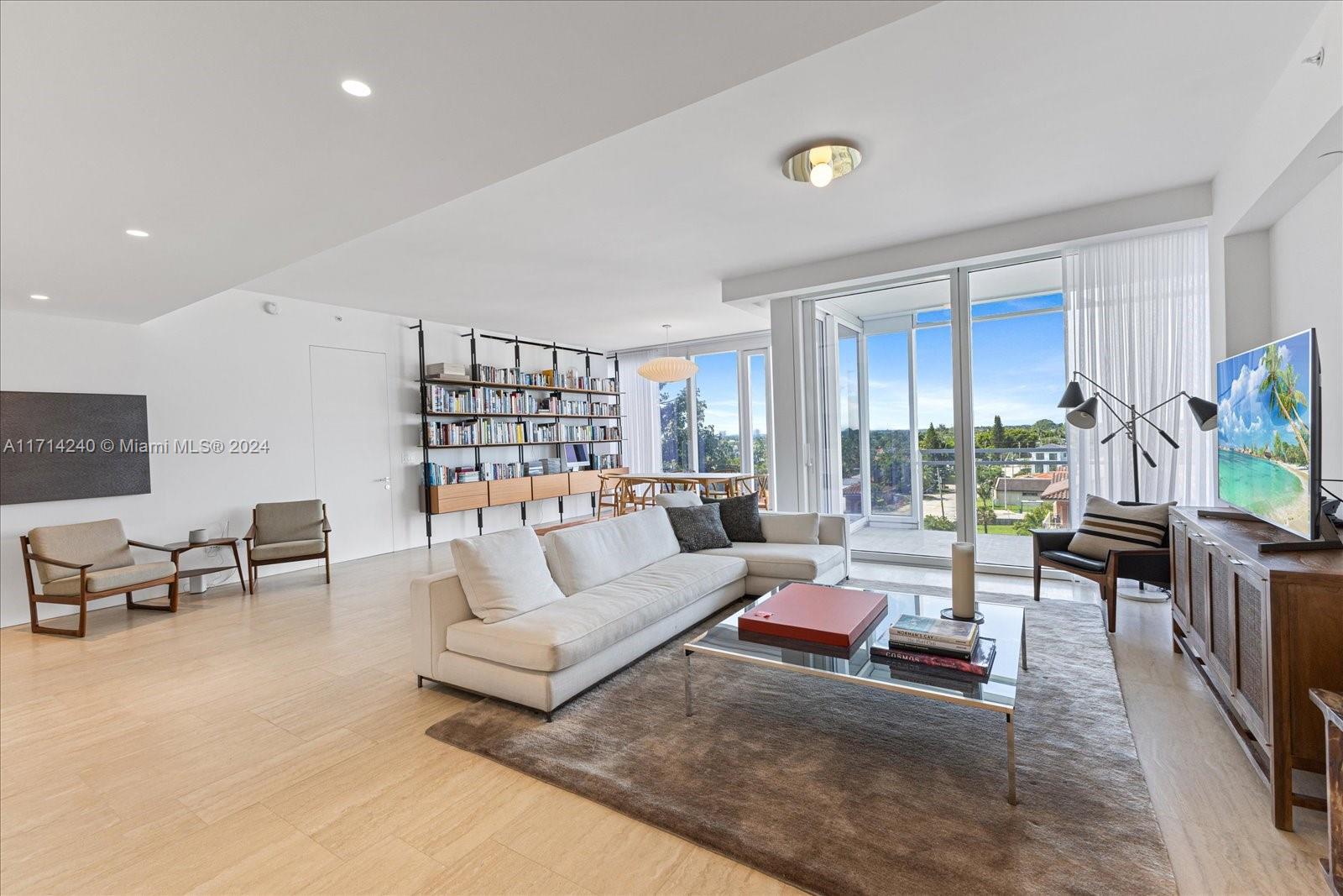 9001 Collins Ave # 502 Unit: S-502
