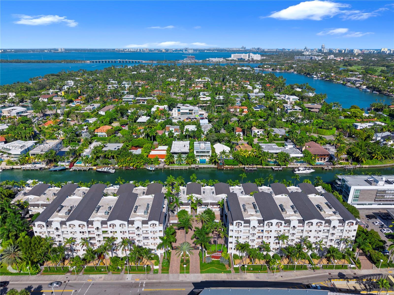 1413 Sunset Harbour Dr # 212