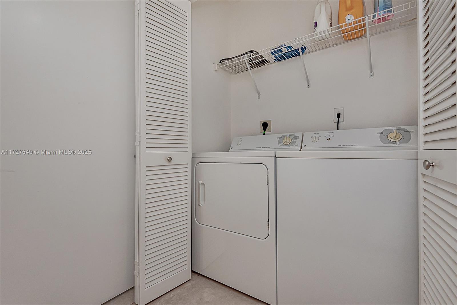 90 Alton Rd # 501