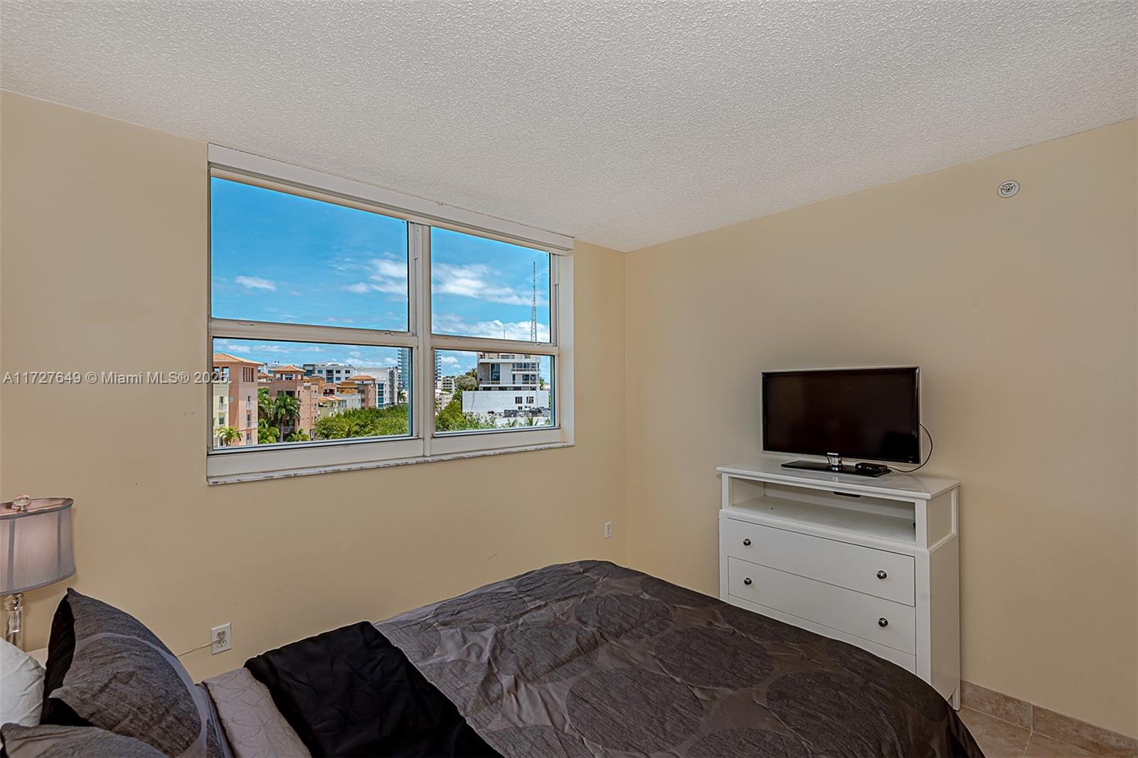 90 Alton Rd # 501