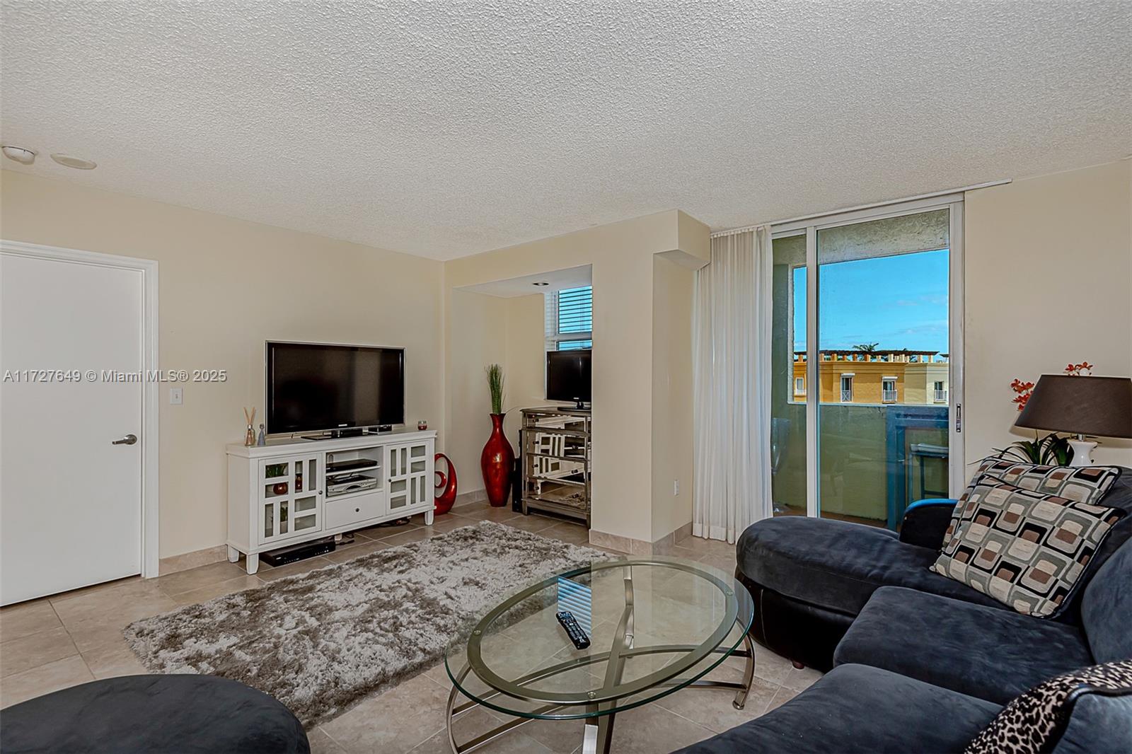 90 Alton Rd # 501
