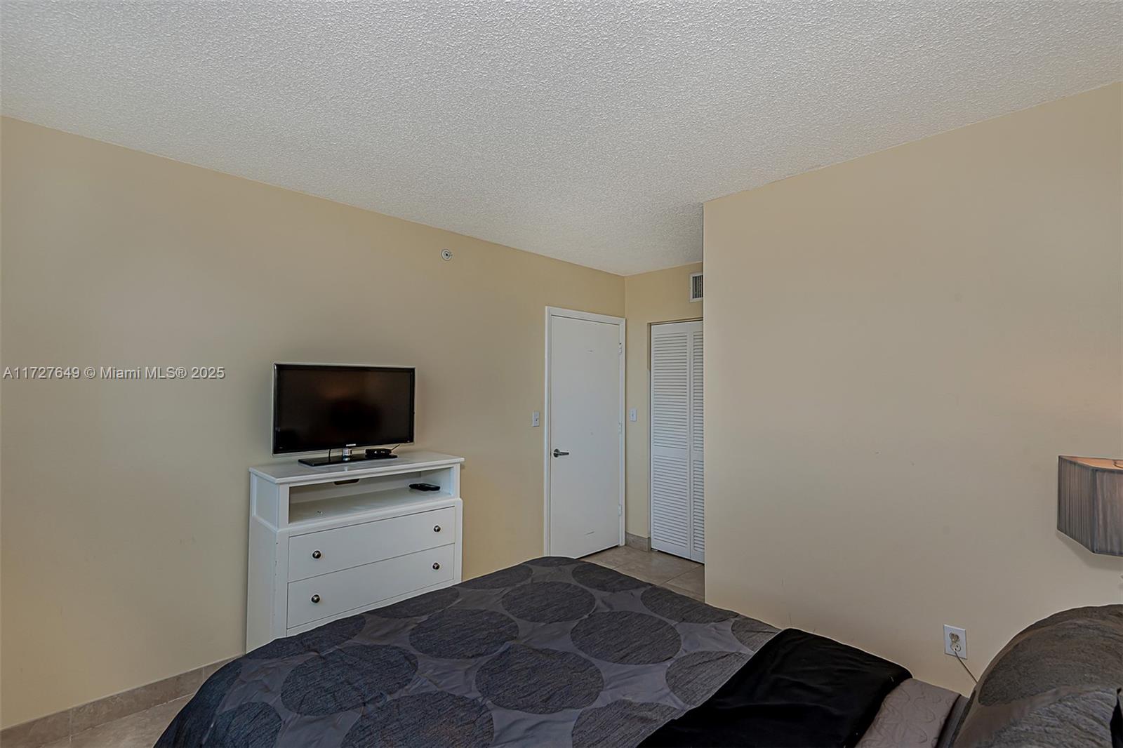 90 Alton Rd # 501