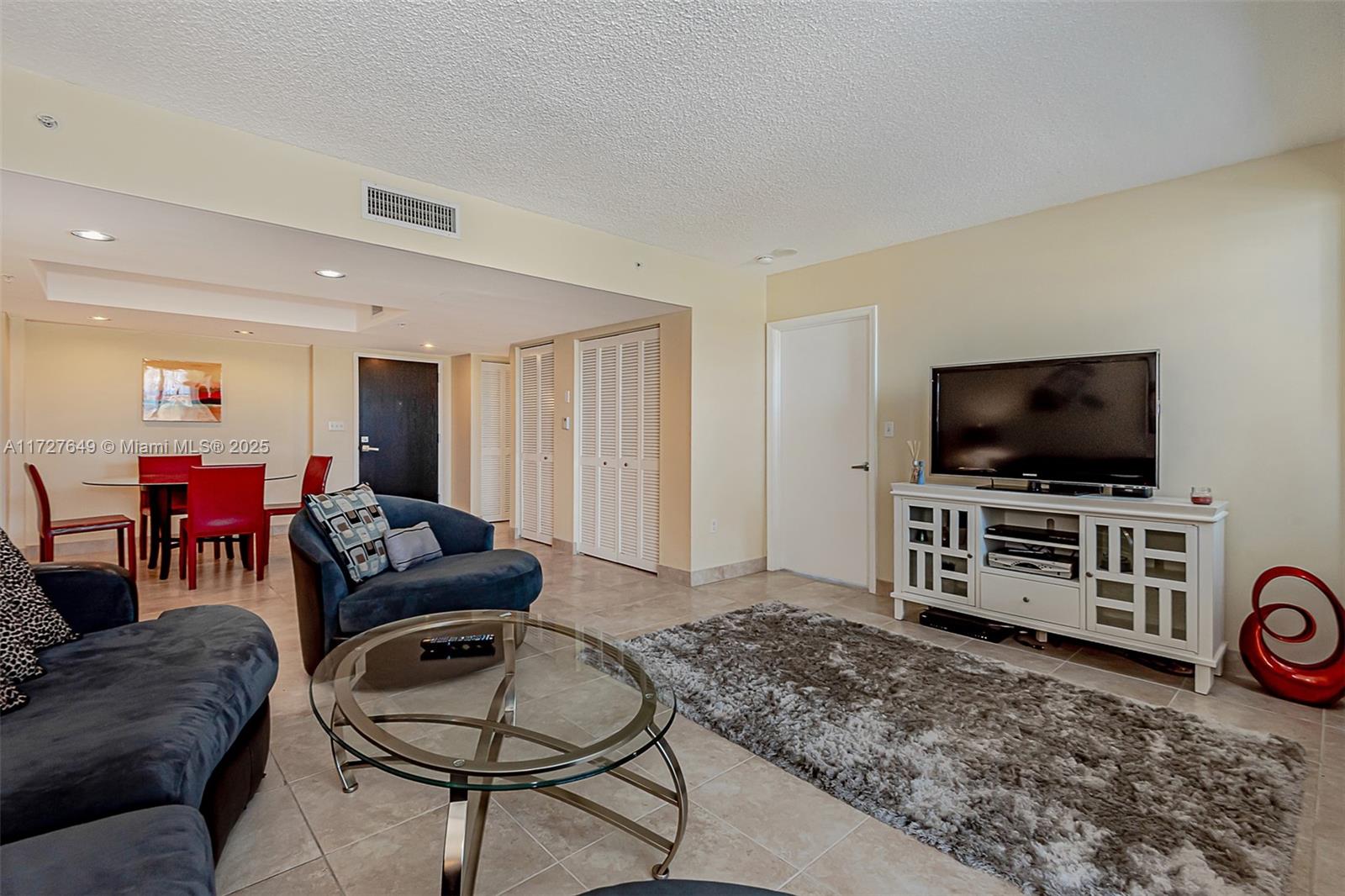 90 Alton Rd # 501