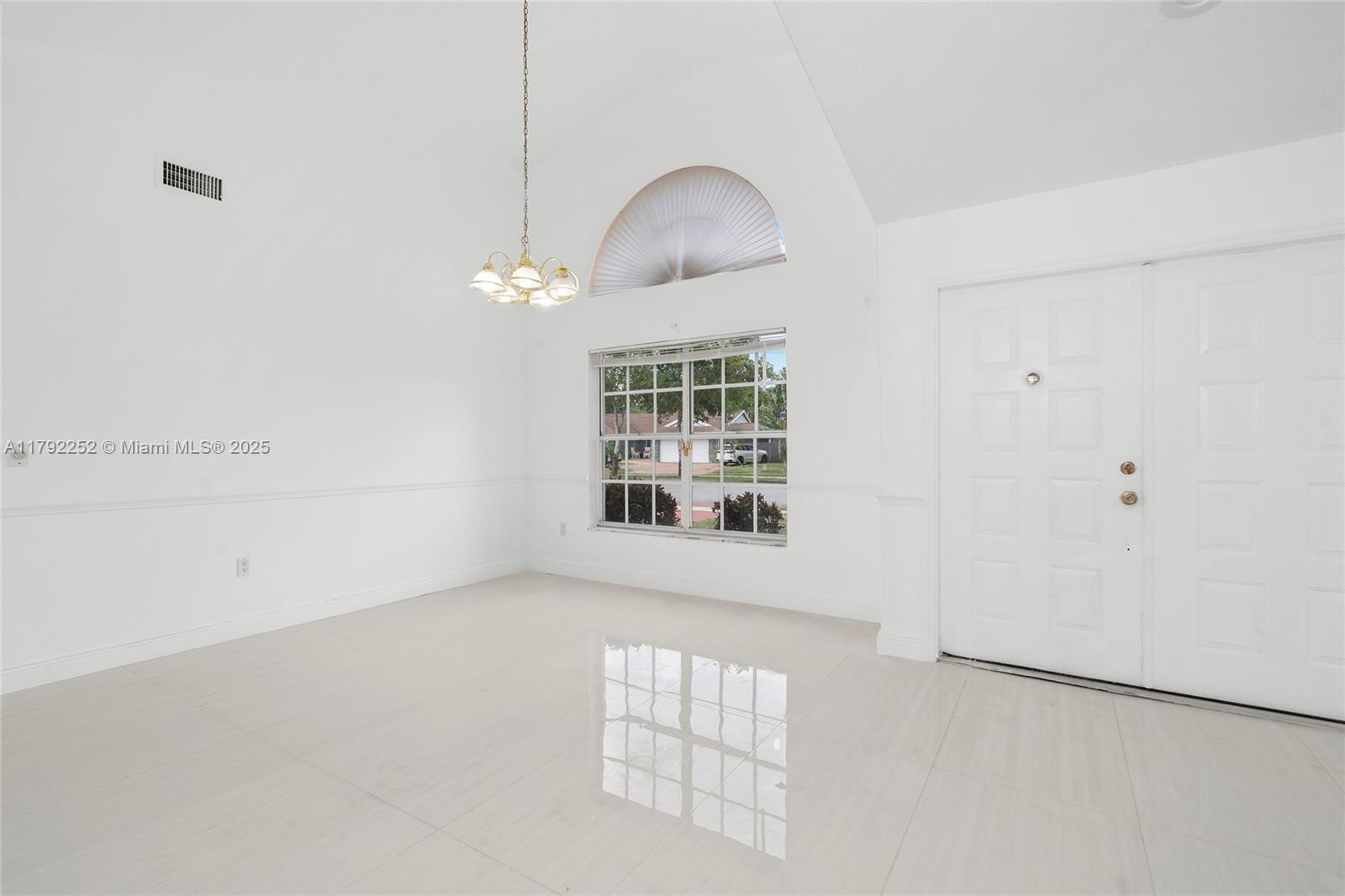 1400 SW 54th Ave