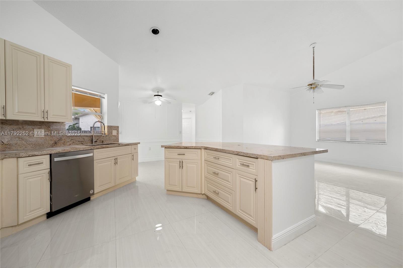 1400 SW 54th Ave