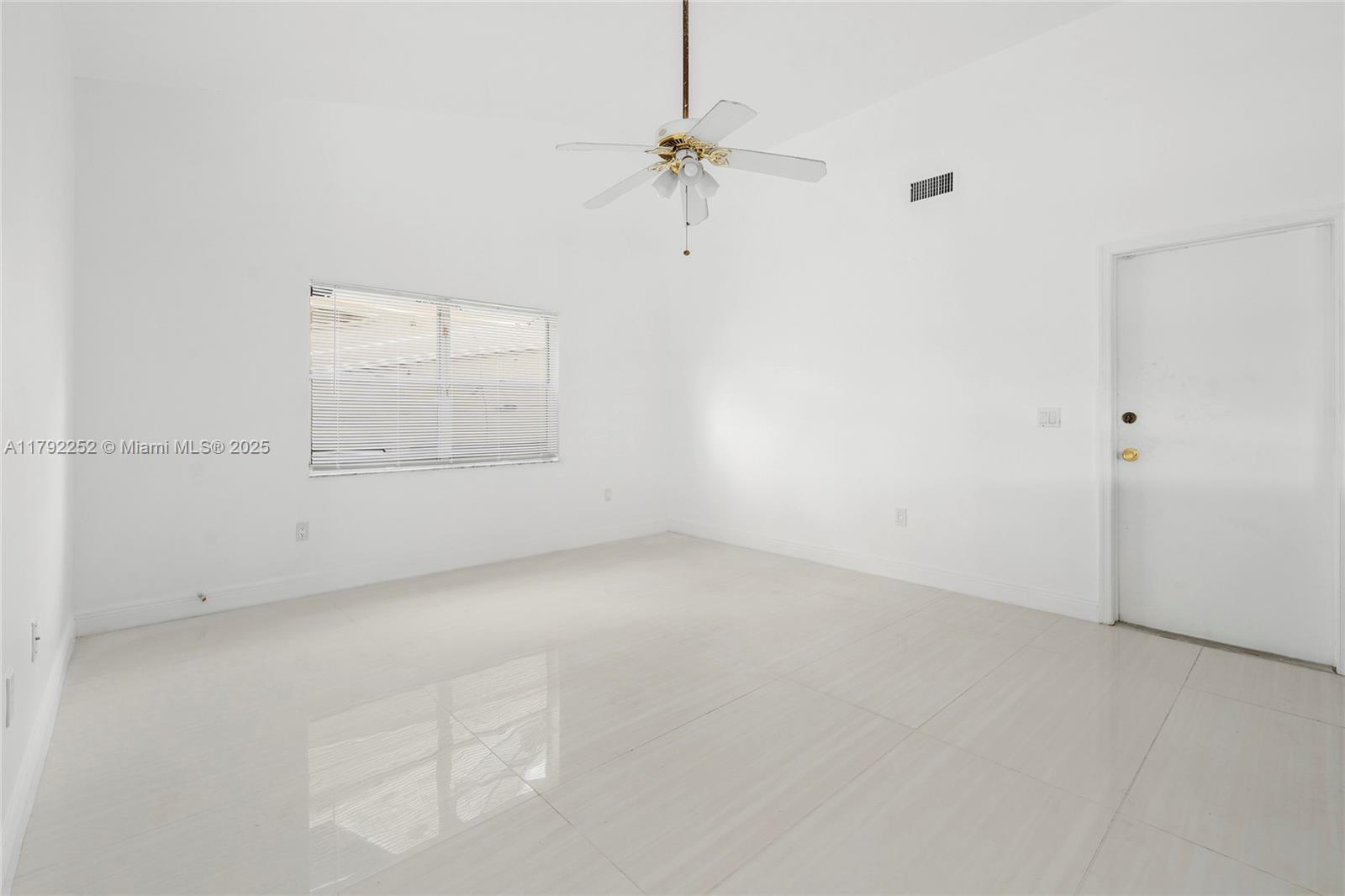 1400 SW 54th Ave