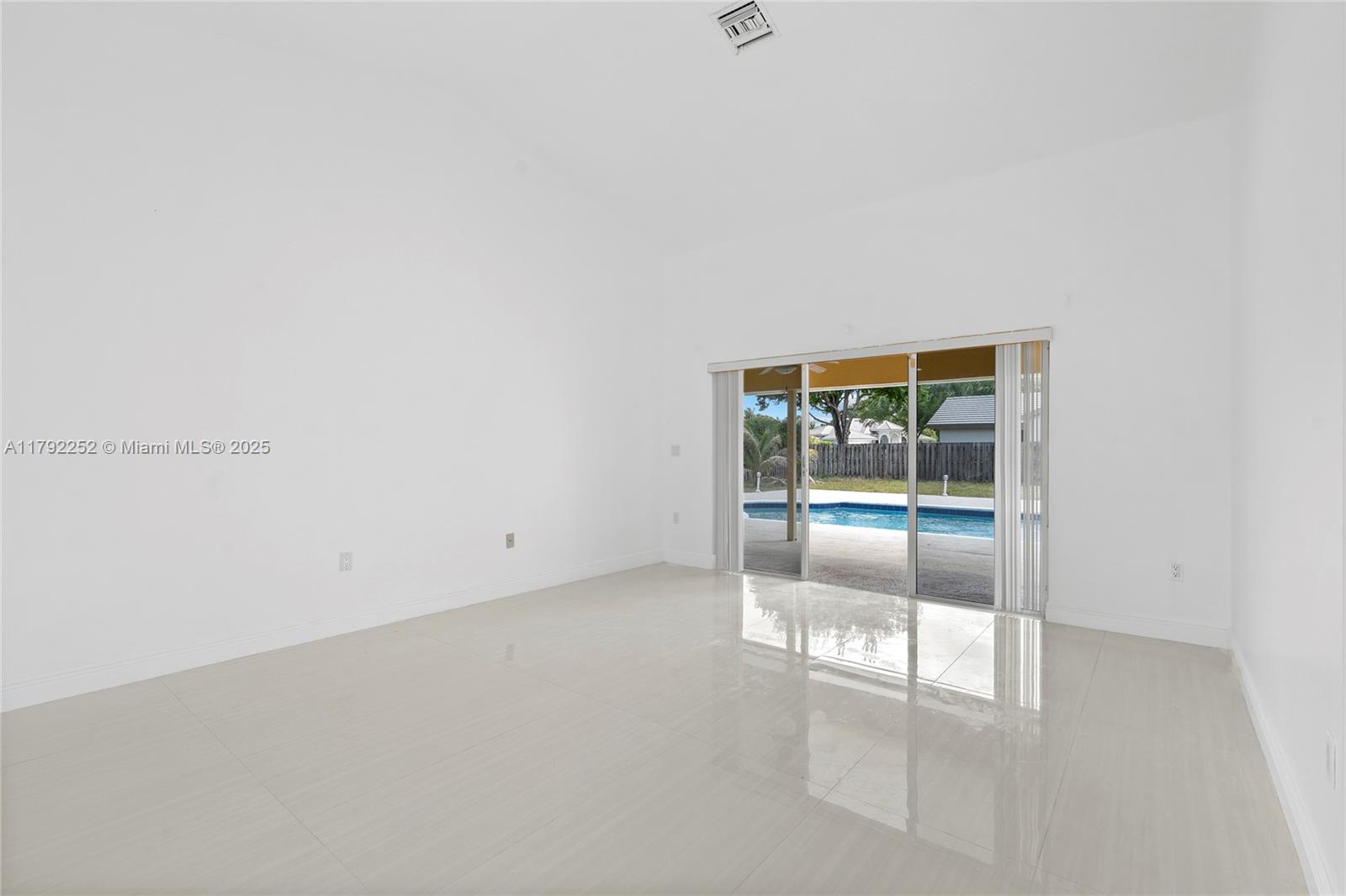1400 SW 54th Ave