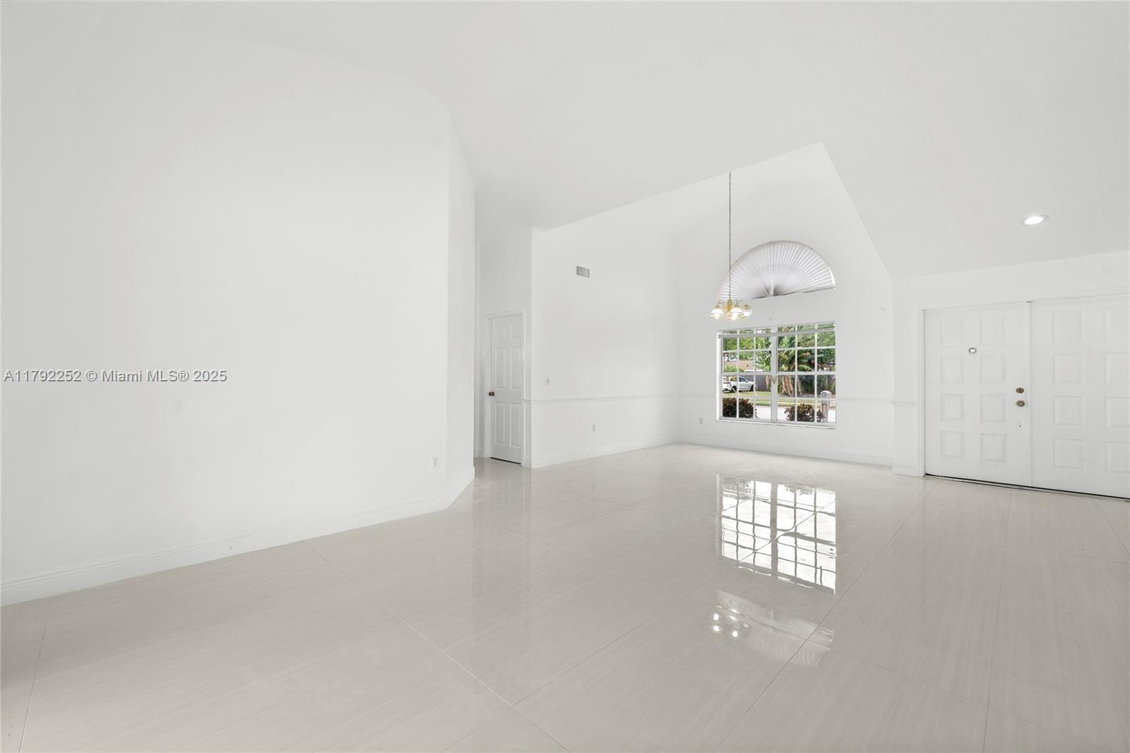 1400 SW 54th Ave
