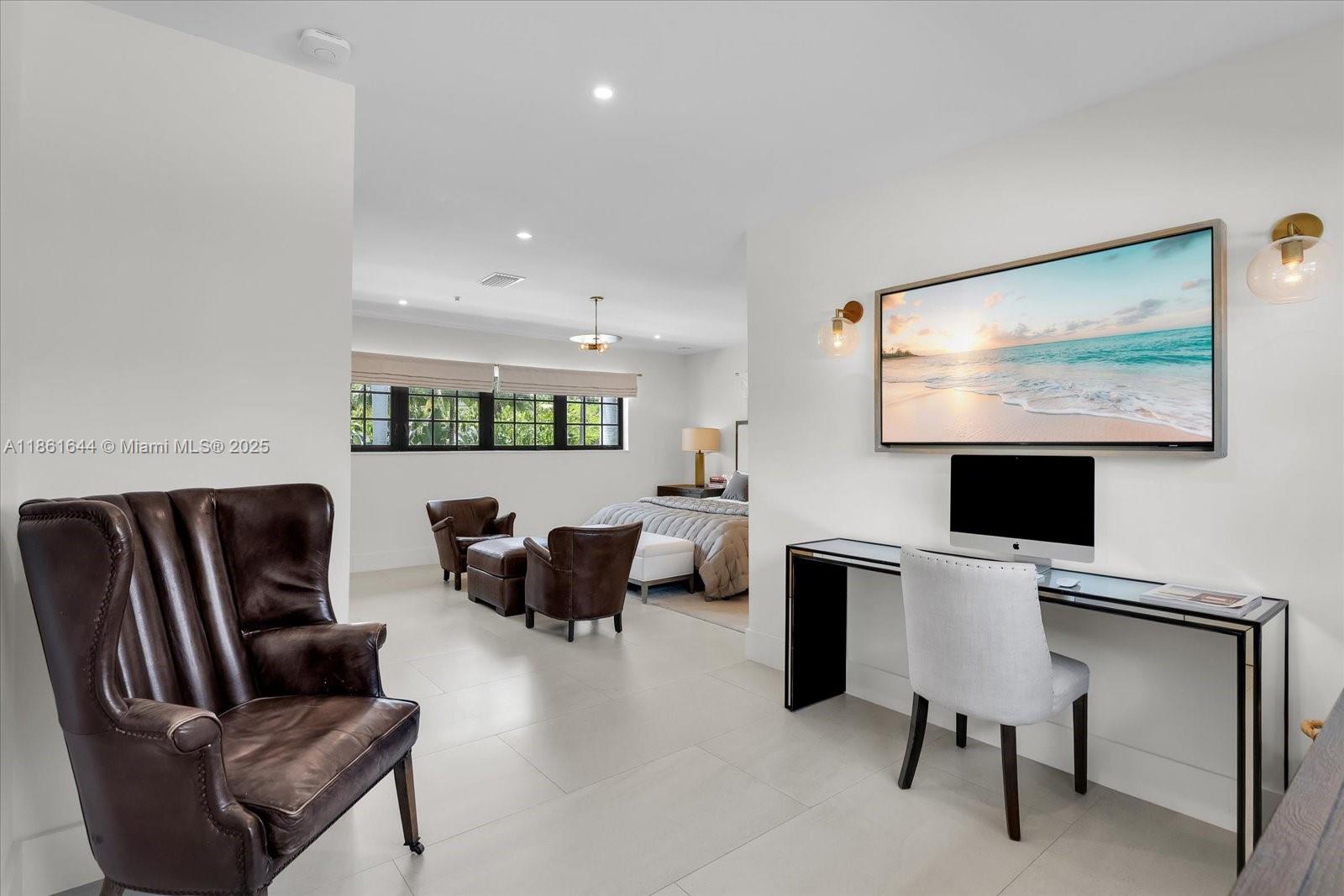 287 Palm Ave