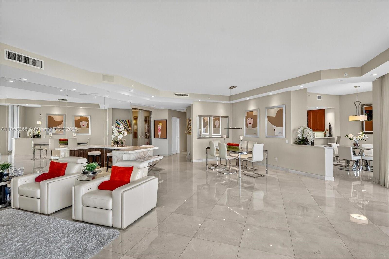 21200 Point Pl Unit: PH 1 (2804)