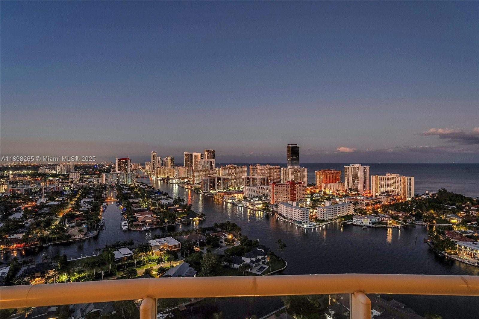 21200 Point Pl Unit: PH 1 (2804)