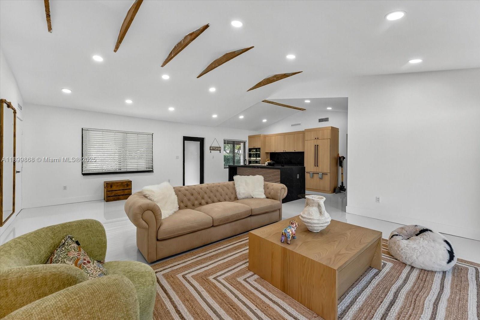 125 NE 107th St, Miami Shores