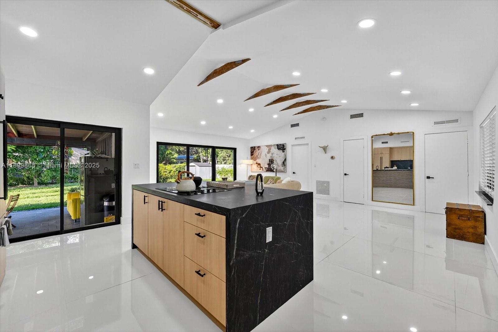 125 NE 107th St, Miami Shores