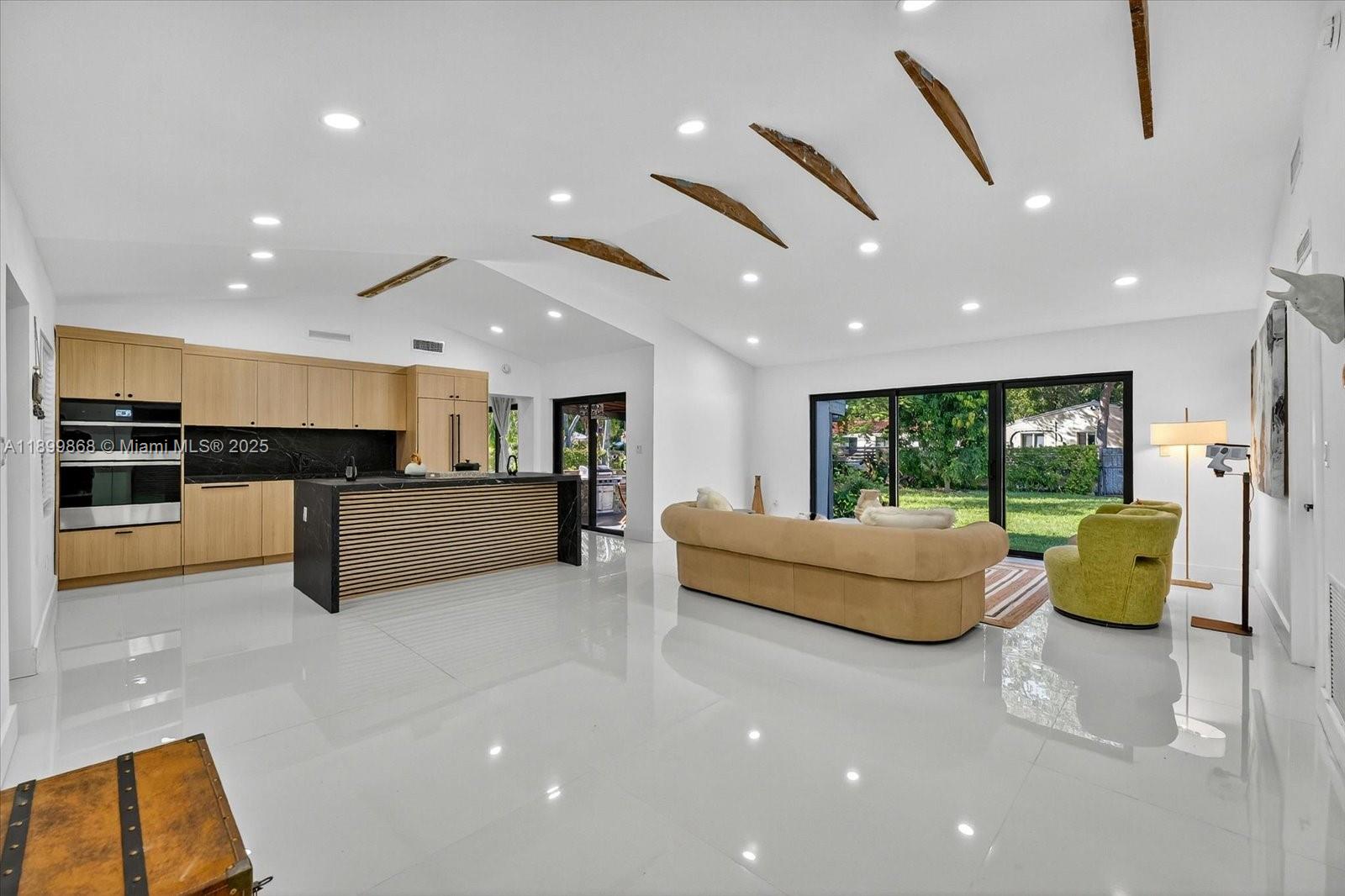 125 NE 107th St, Miami Shores