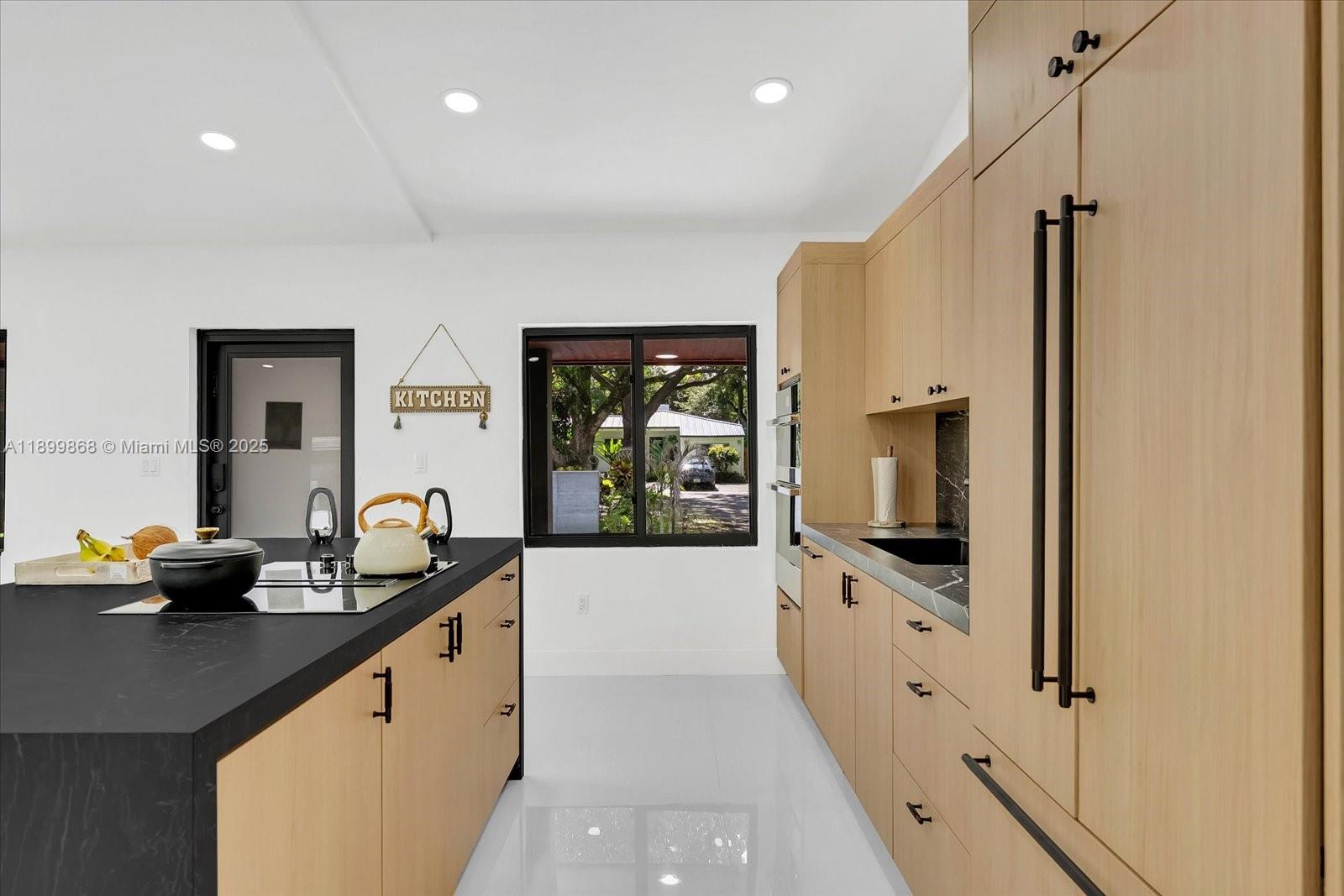 125 NE 107th St, Miami Shores