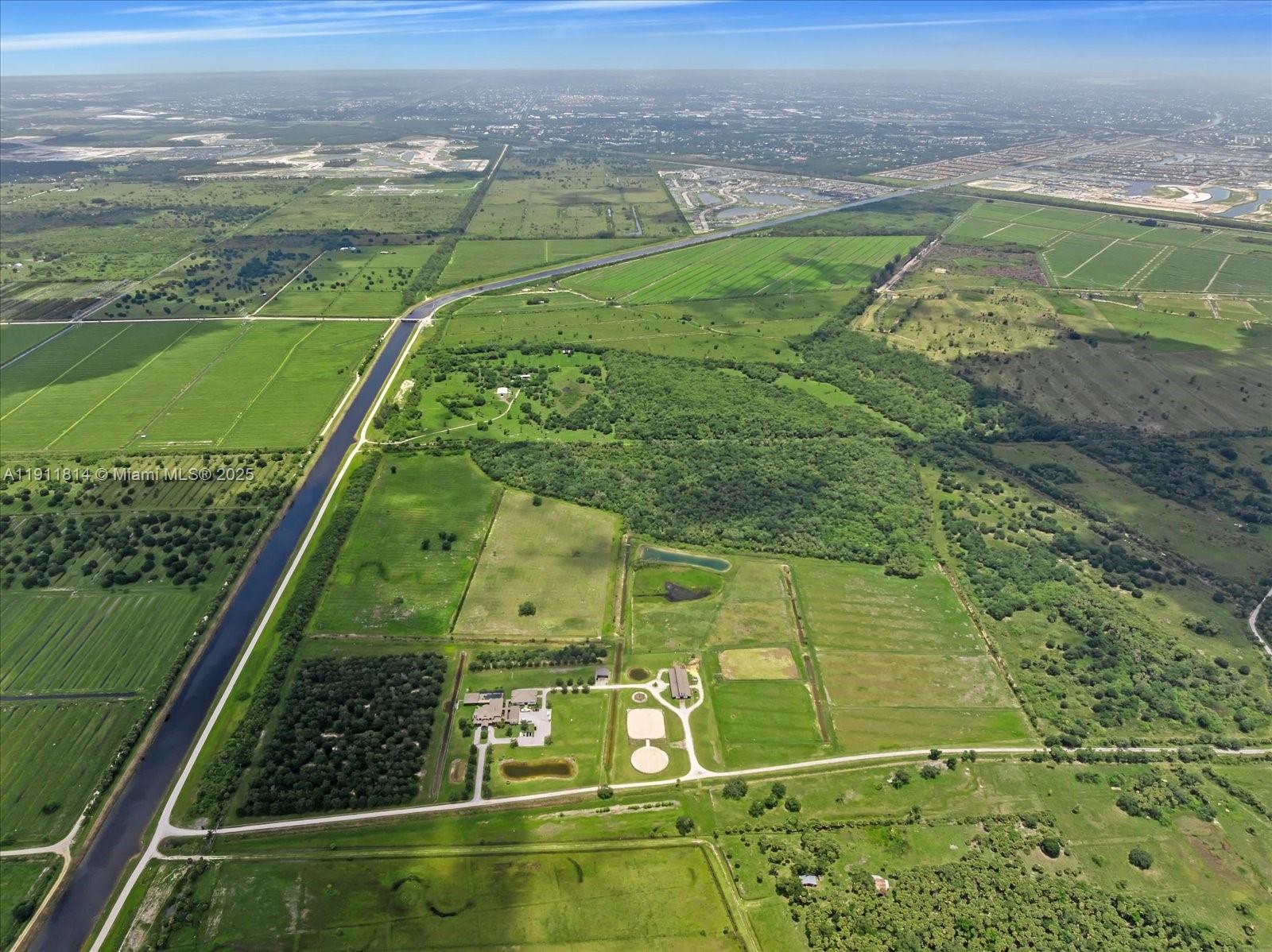 16675 C 24 Canal Rd., Port St. Lucie