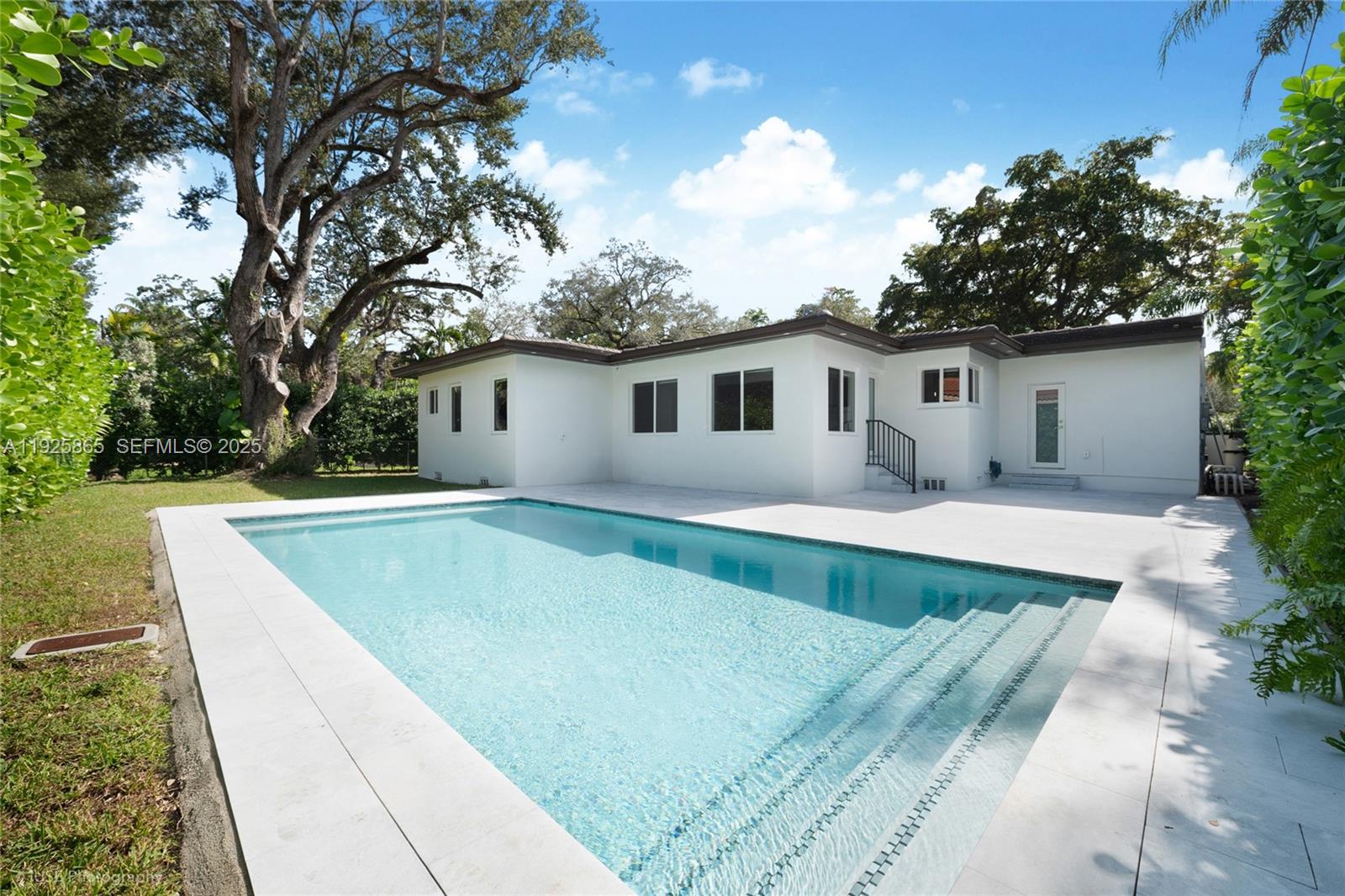 1449 Cecilia Ave # 1449