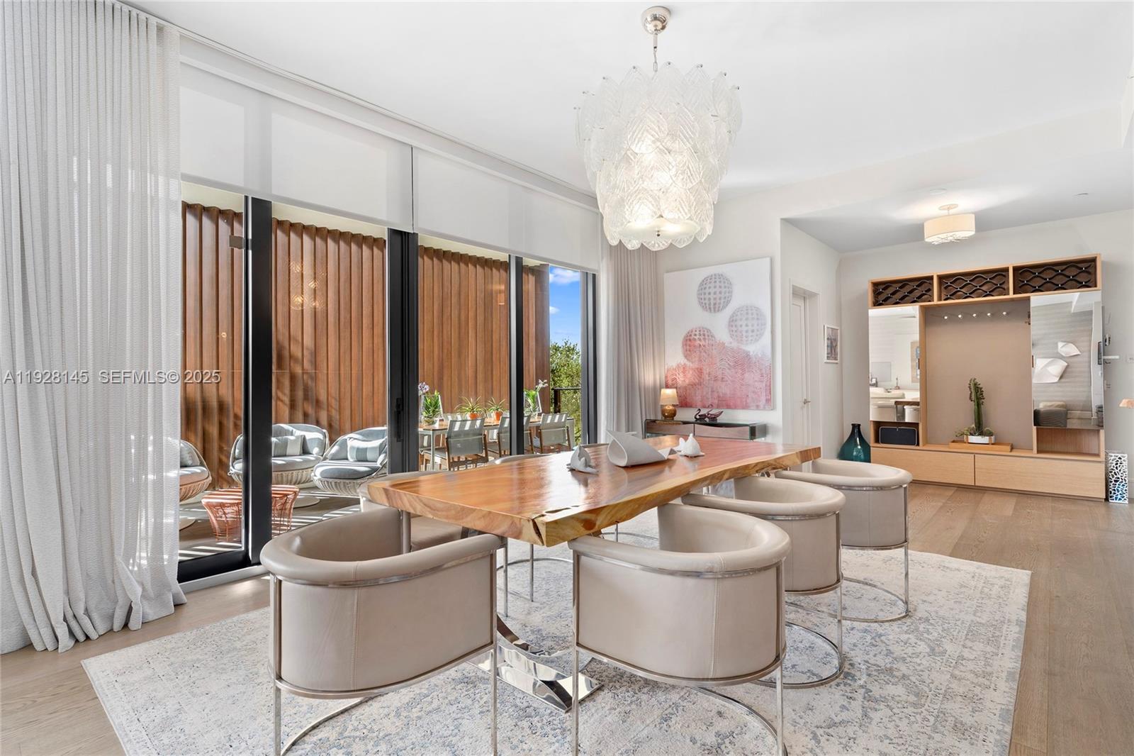 3581 E Glencoe St # 403