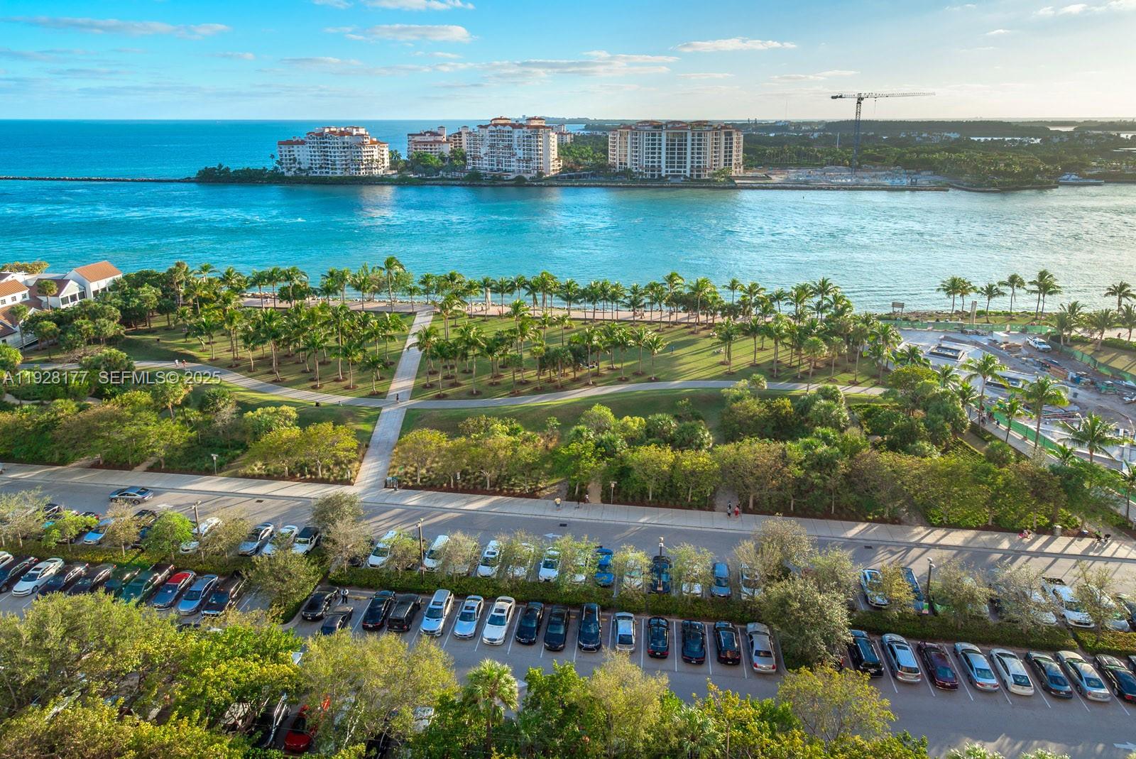 300 S Pointe Dr # 1701