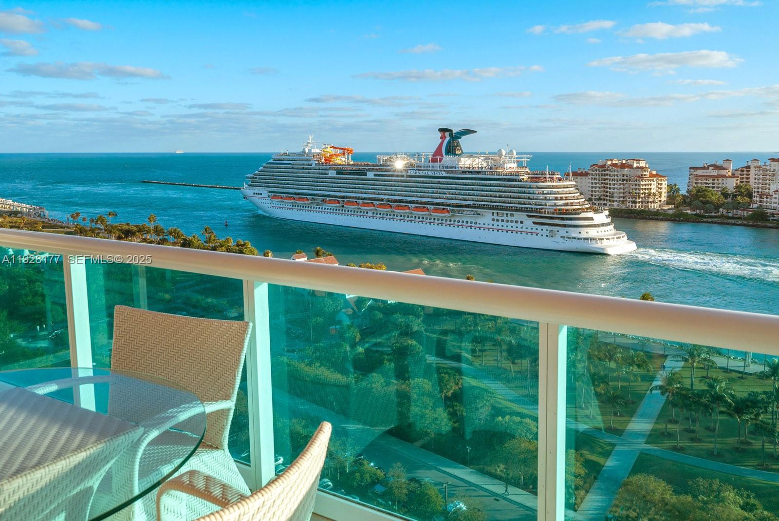 300 S Pointe Dr # 1701