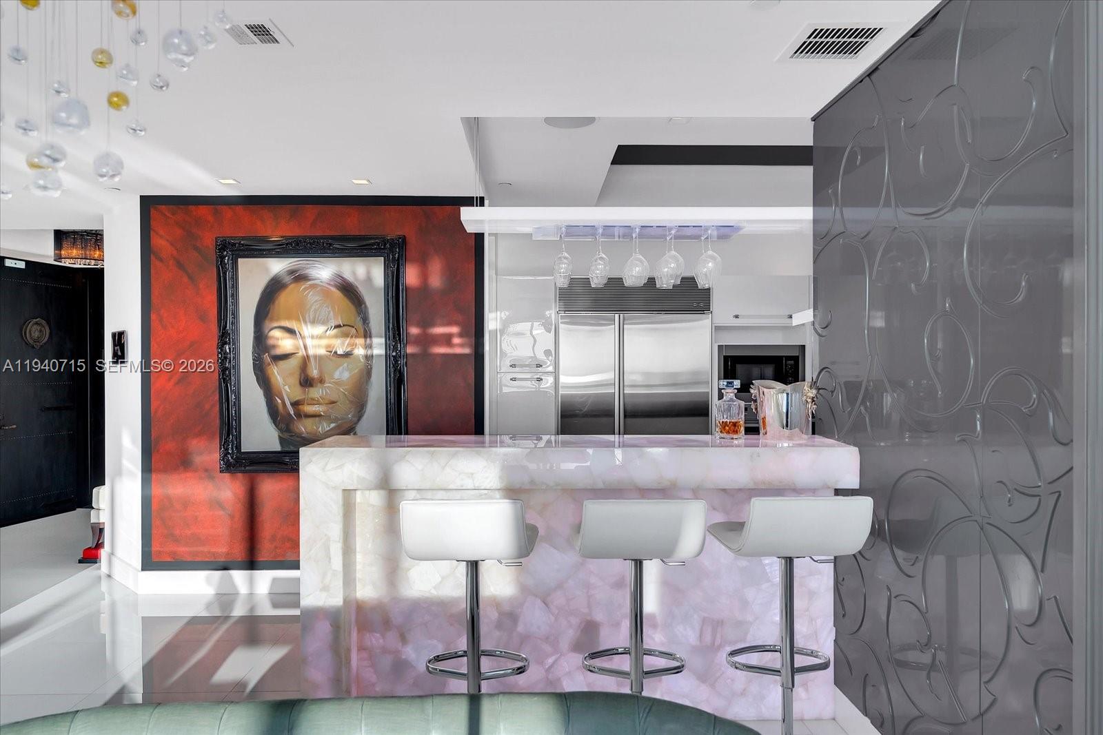 100 S Pointe Dr # 3002