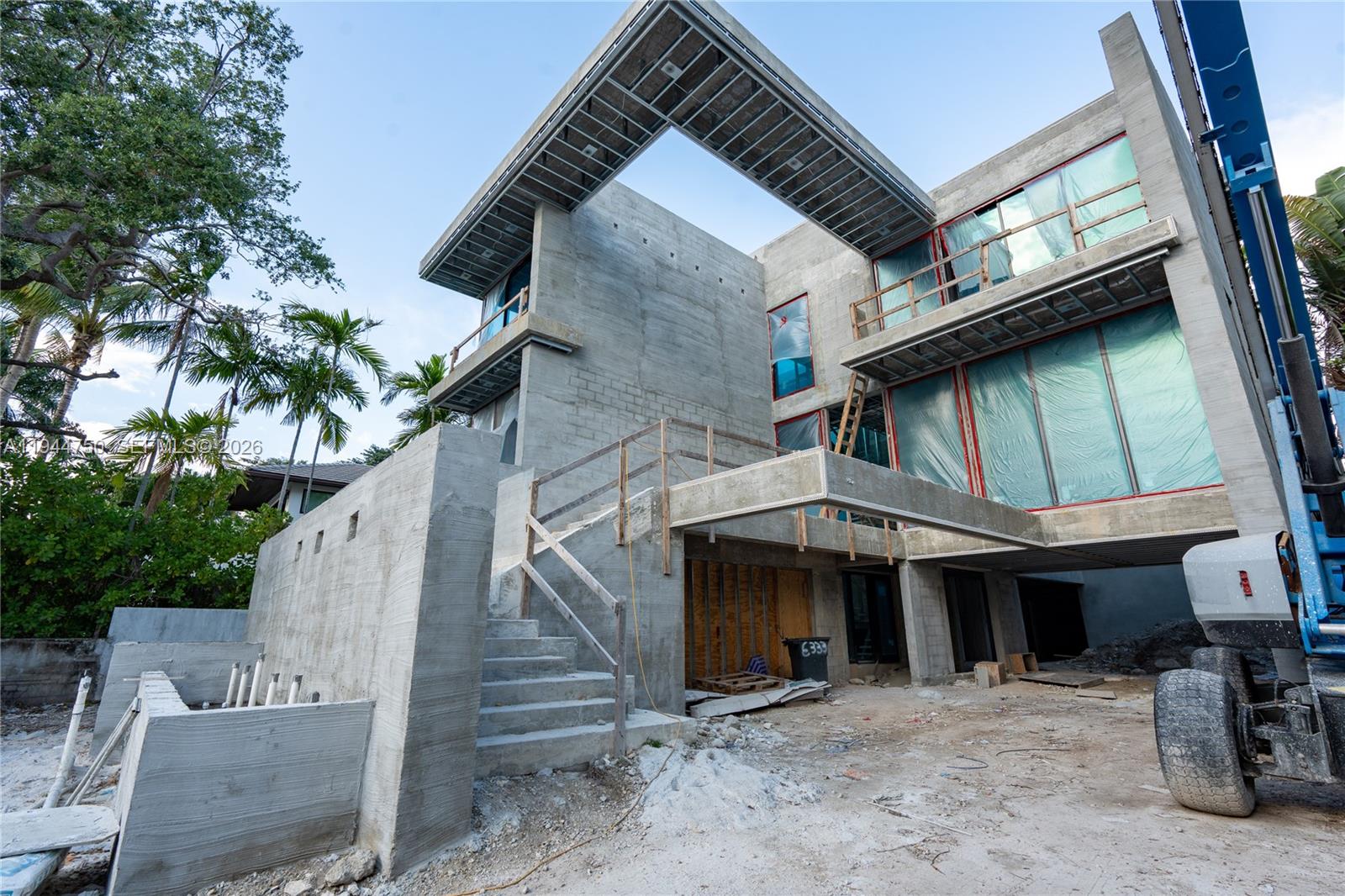 333 E Rivo Alto Dr
